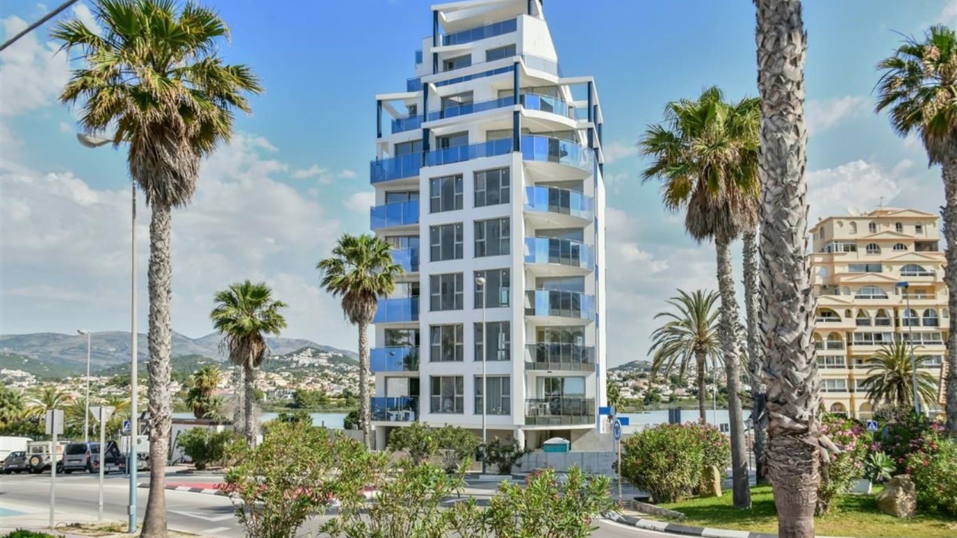 Resale - Apartments -
Calpe - Playa De Arenal
