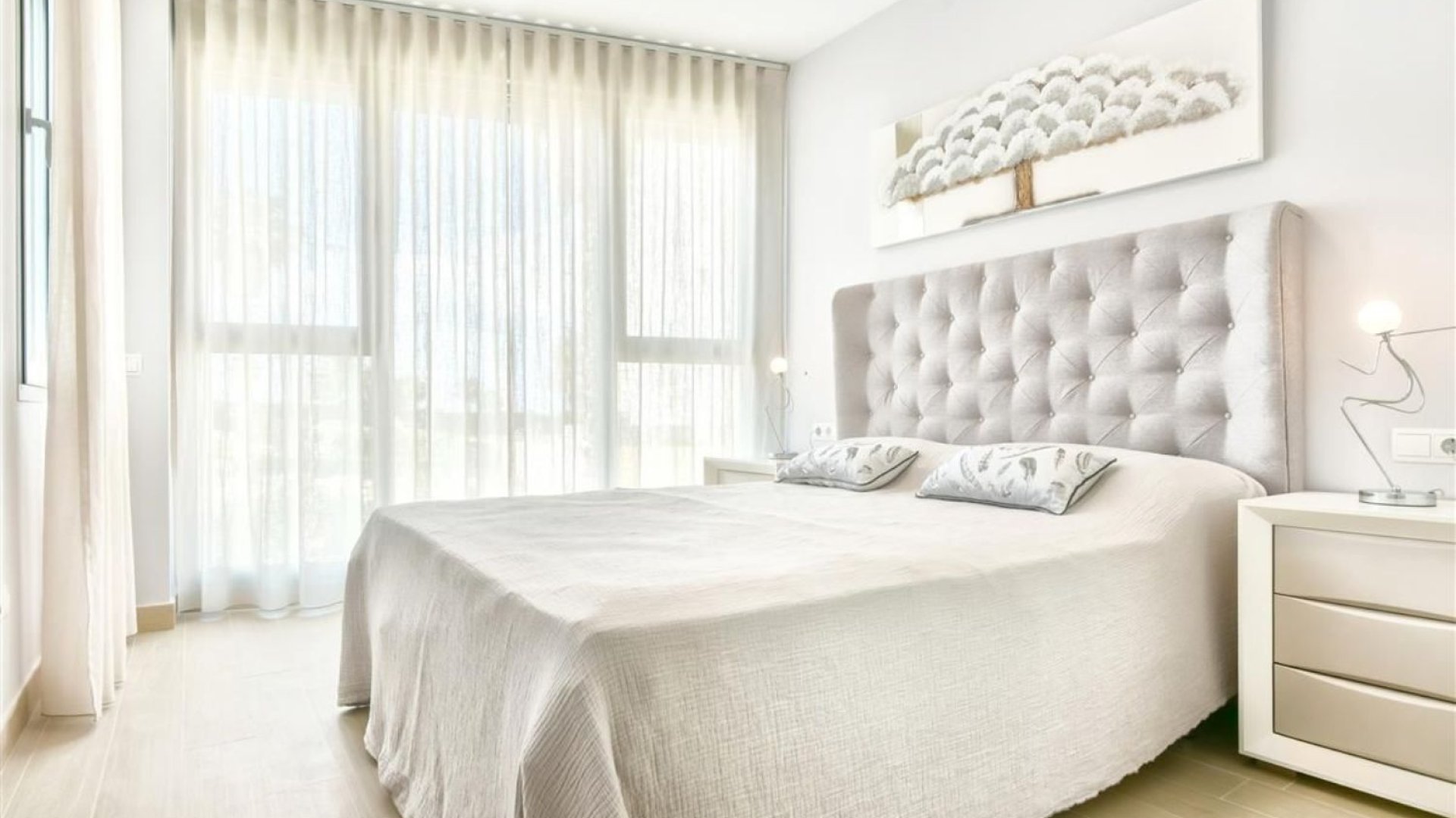 Resale - Apartments -
Calpe - Playa De Arenal