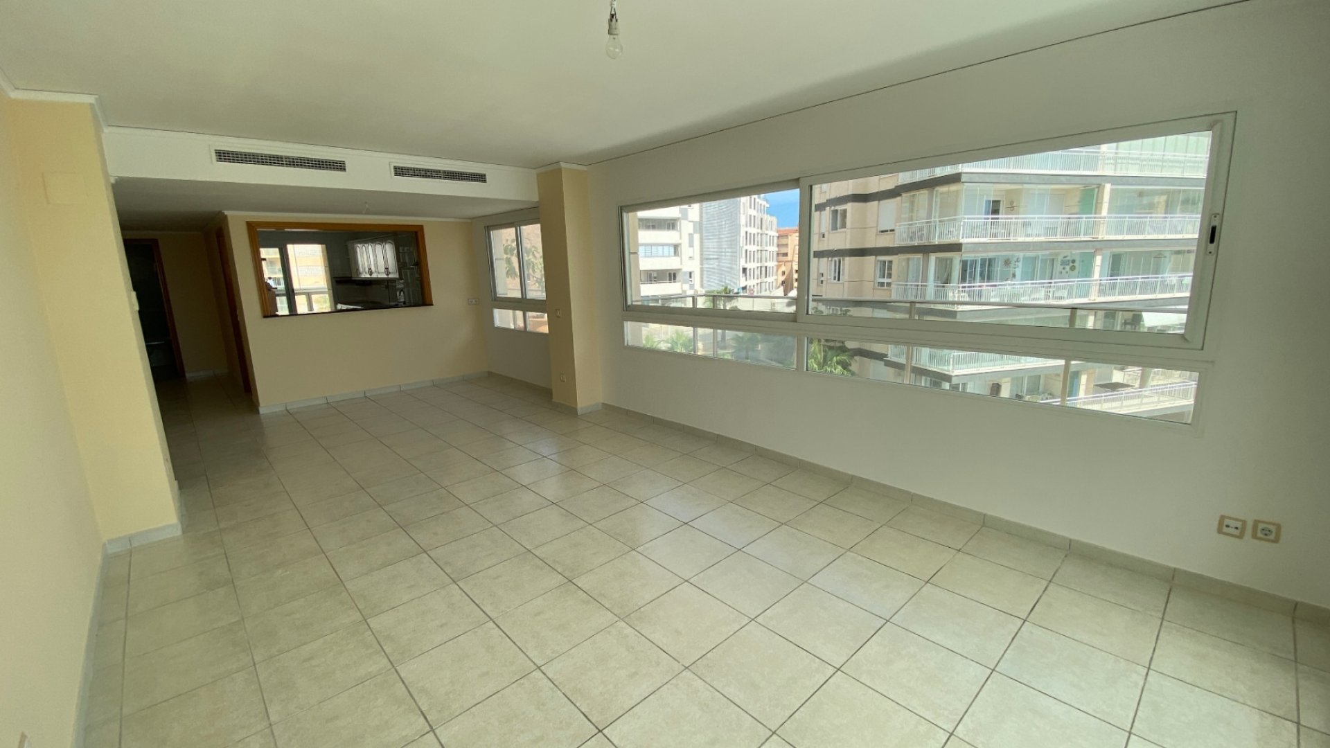 Resale - Apartments -
Calpe - Playa De Arenal