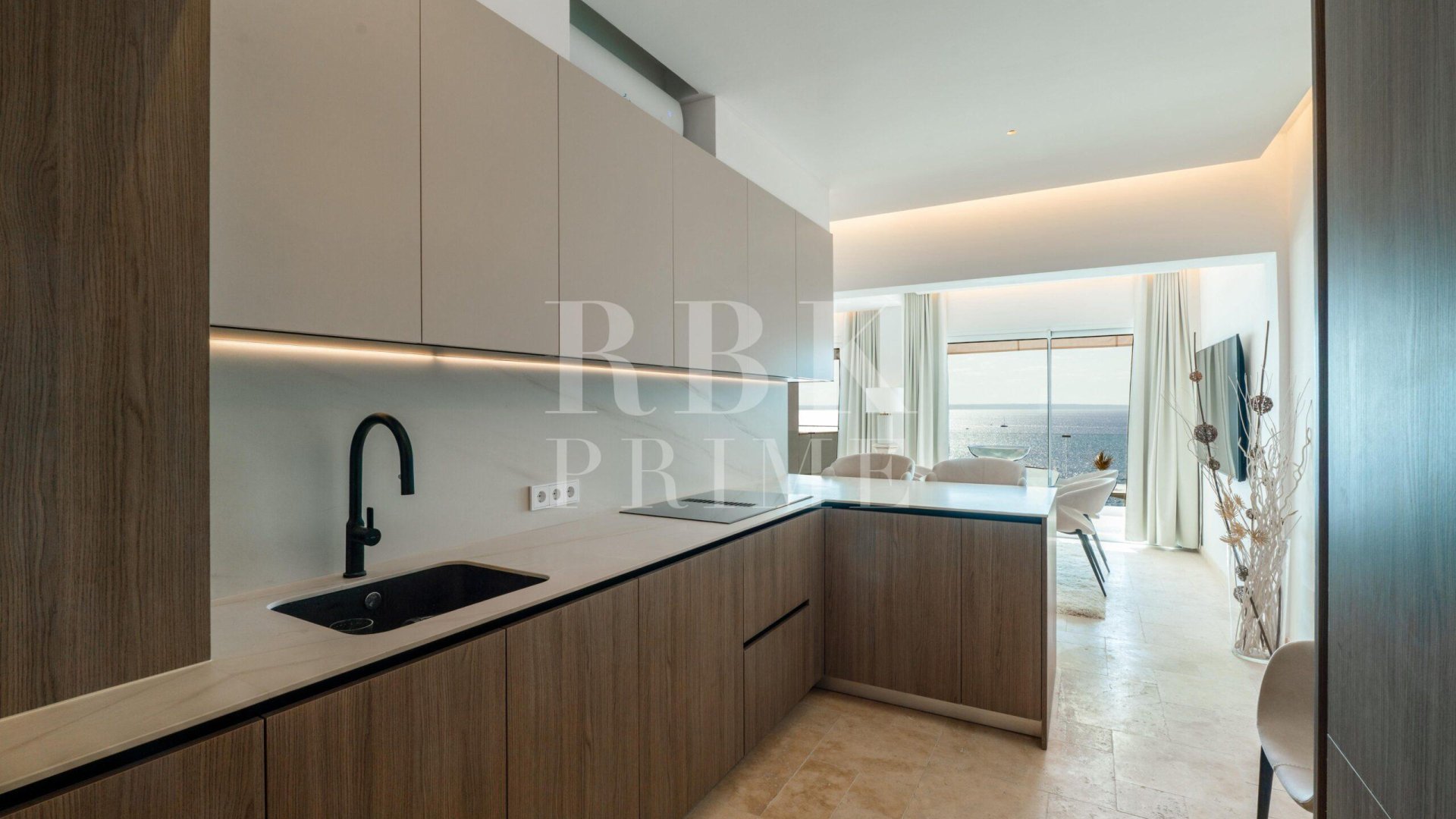 Resale - Apartments -
Calvià - Illetes