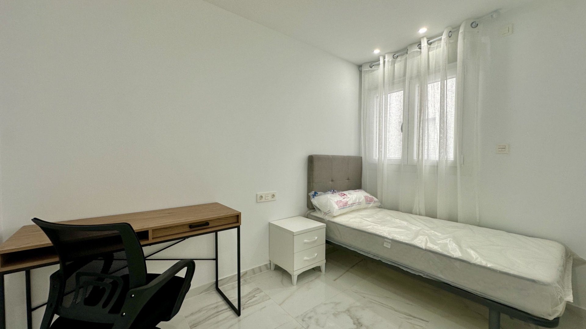 Resale - Apartments -
Centro Torrevieja - Torrevieja