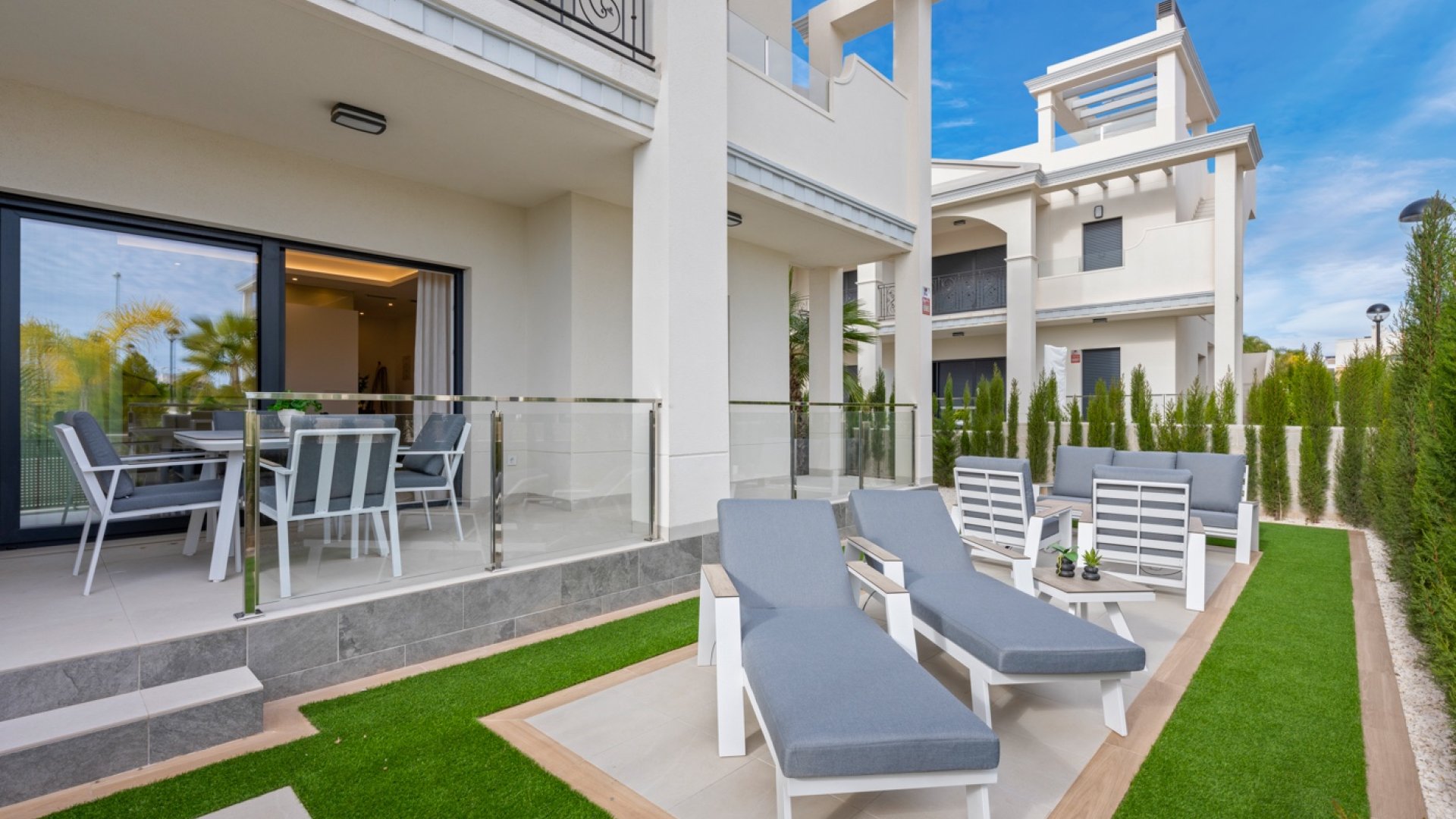 Resale - Apartments -
Ciudad Quesada