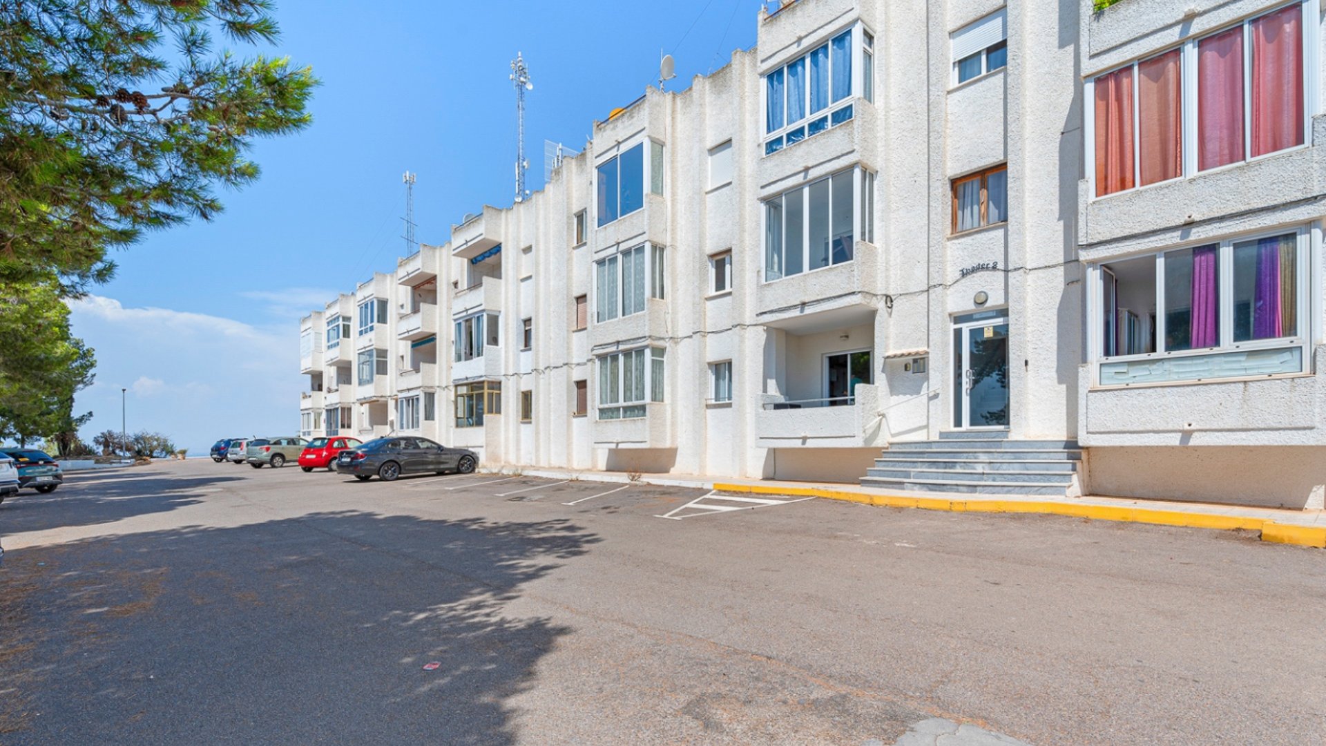 Resale - Apartments -
Ciudad Quesada