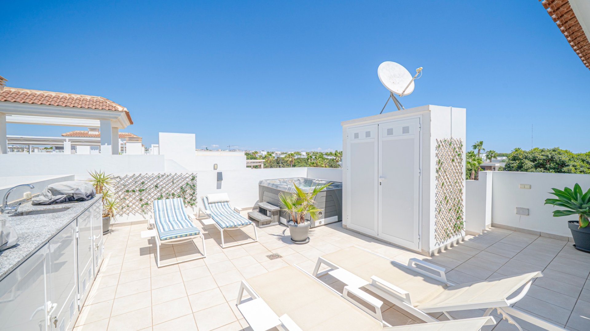 Resale - Apartments -
Ciudad Quesada