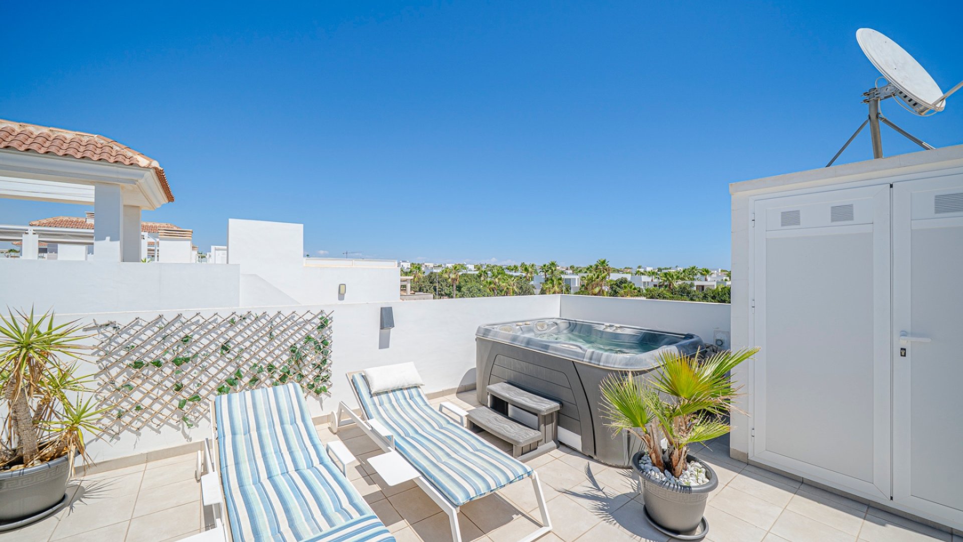 Resale - Apartments -
Ciudad Quesada