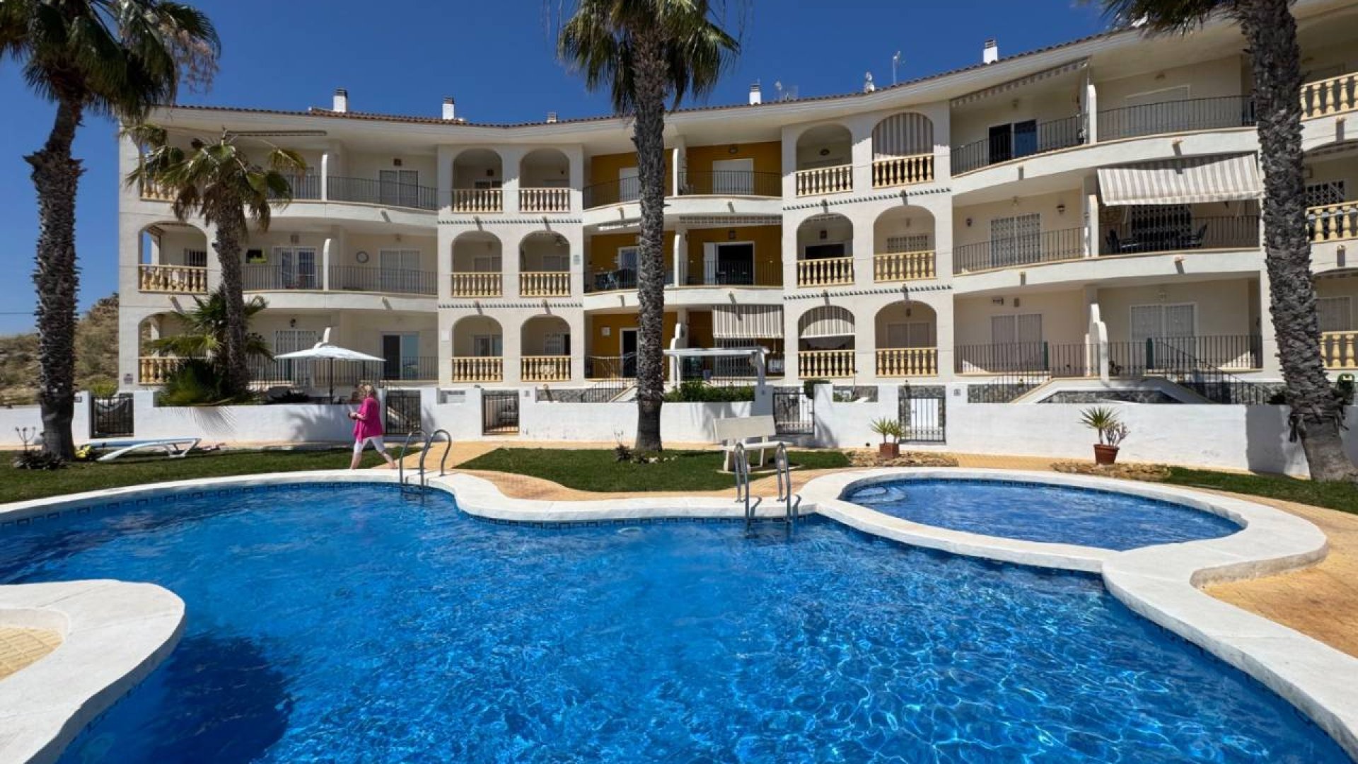 Resale - Apartments -
Ciudad Quesada