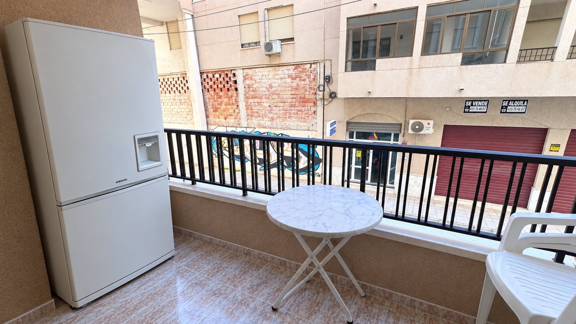 Resale - Apartments -
Guardamar del Segura - Center