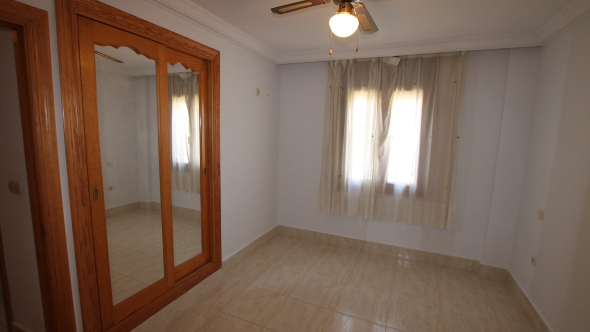 Resale - Apartments -
Guardamar del Segura - El Moncayo