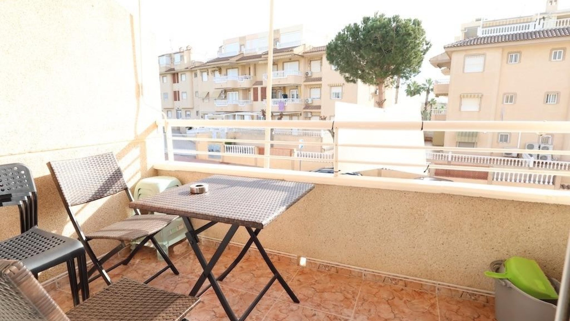 Resale - Apartments -
Guardamar del Segura - El Moncayo