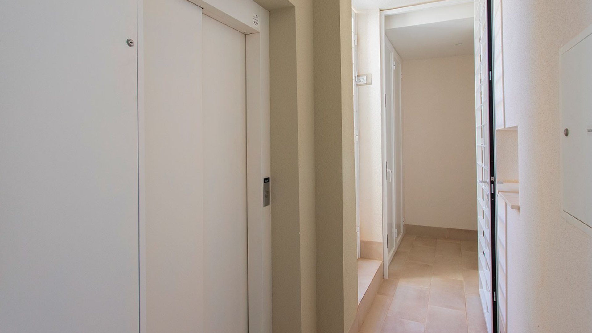 Resale - Apartments -
Guardamar del Segura - El Raso