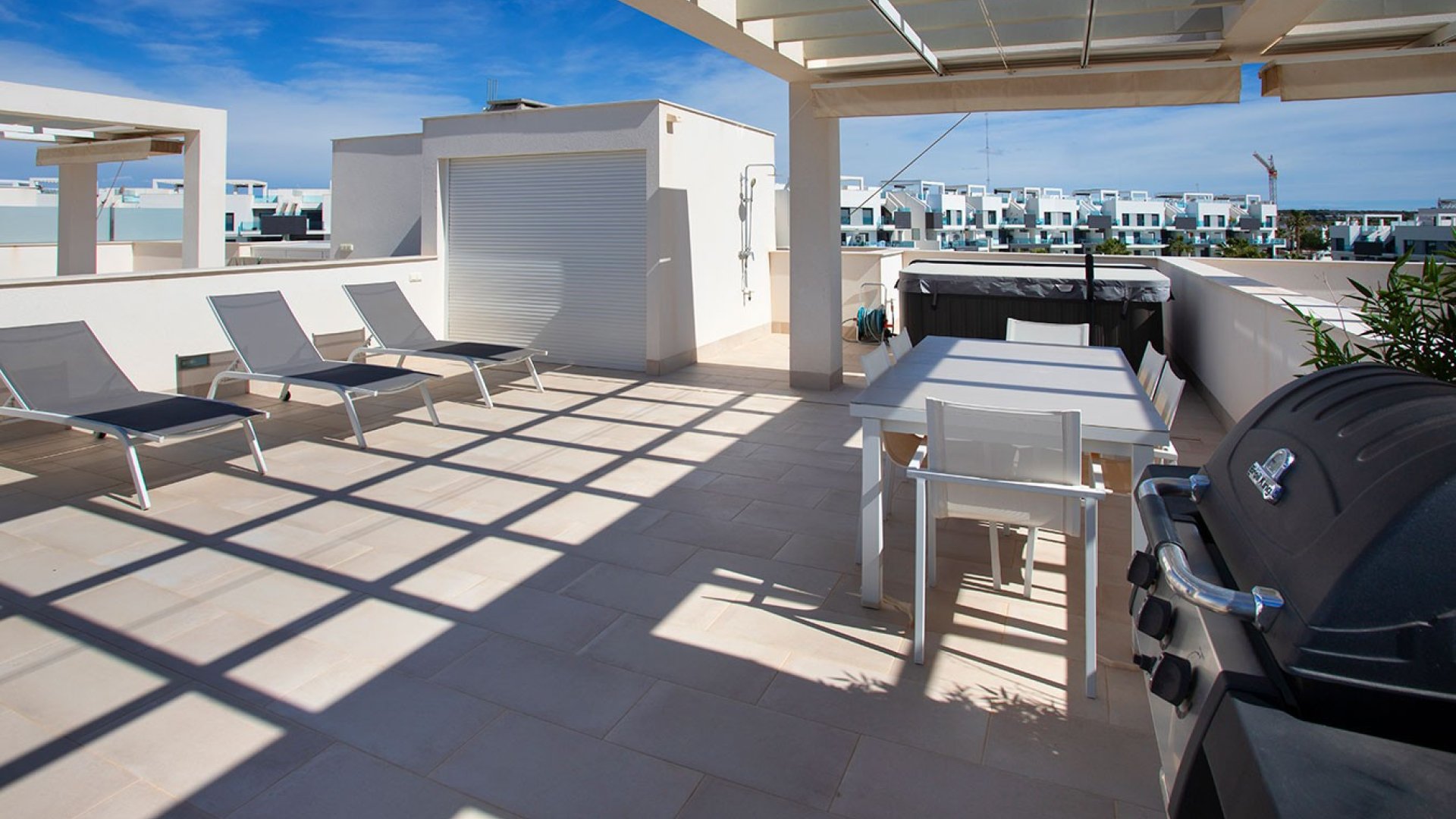 Resale - Apartments -
Guardamar del Segura - El Raso