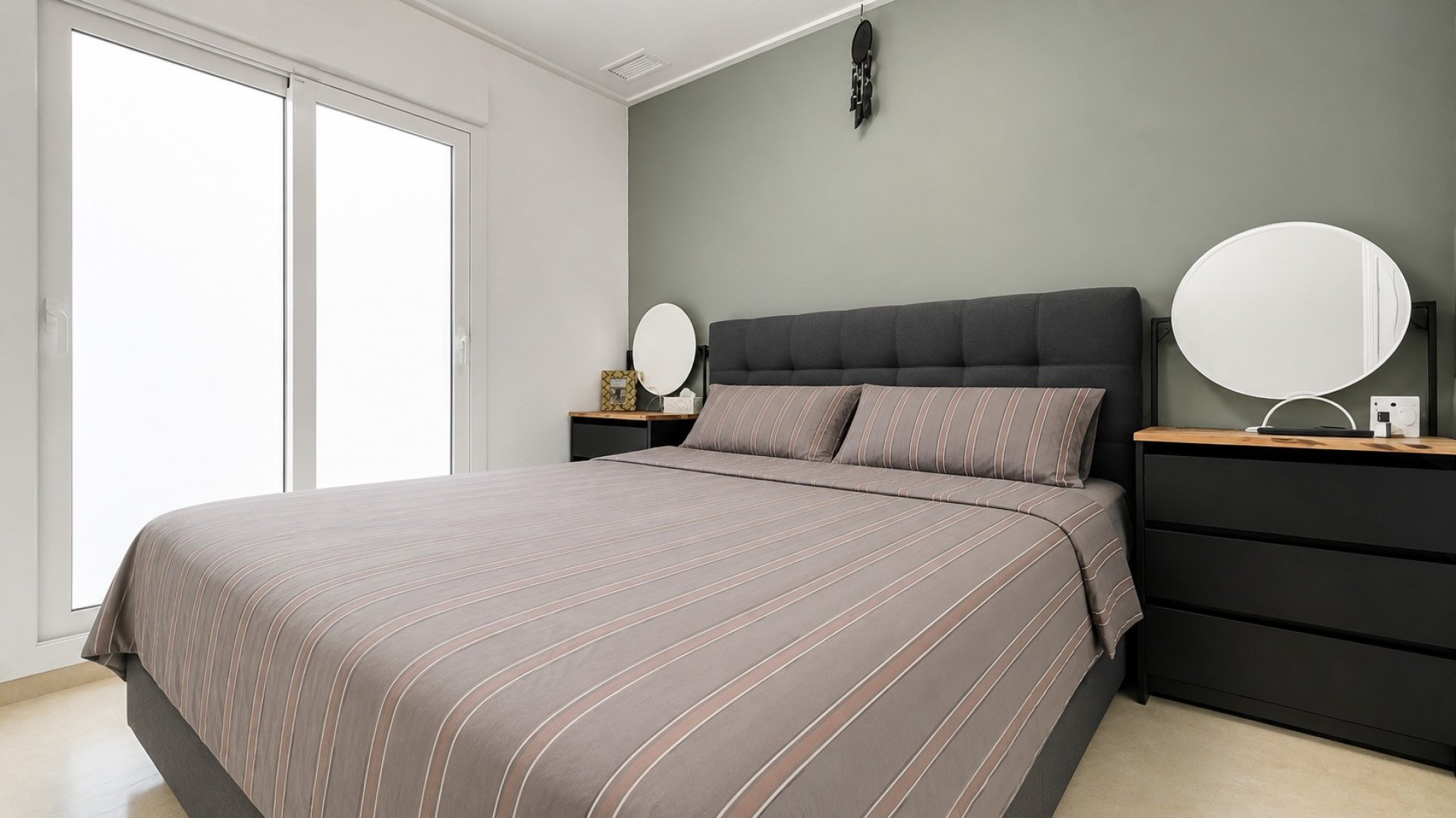 Resale - Apartments -
Guardamar del Segura - El Raso