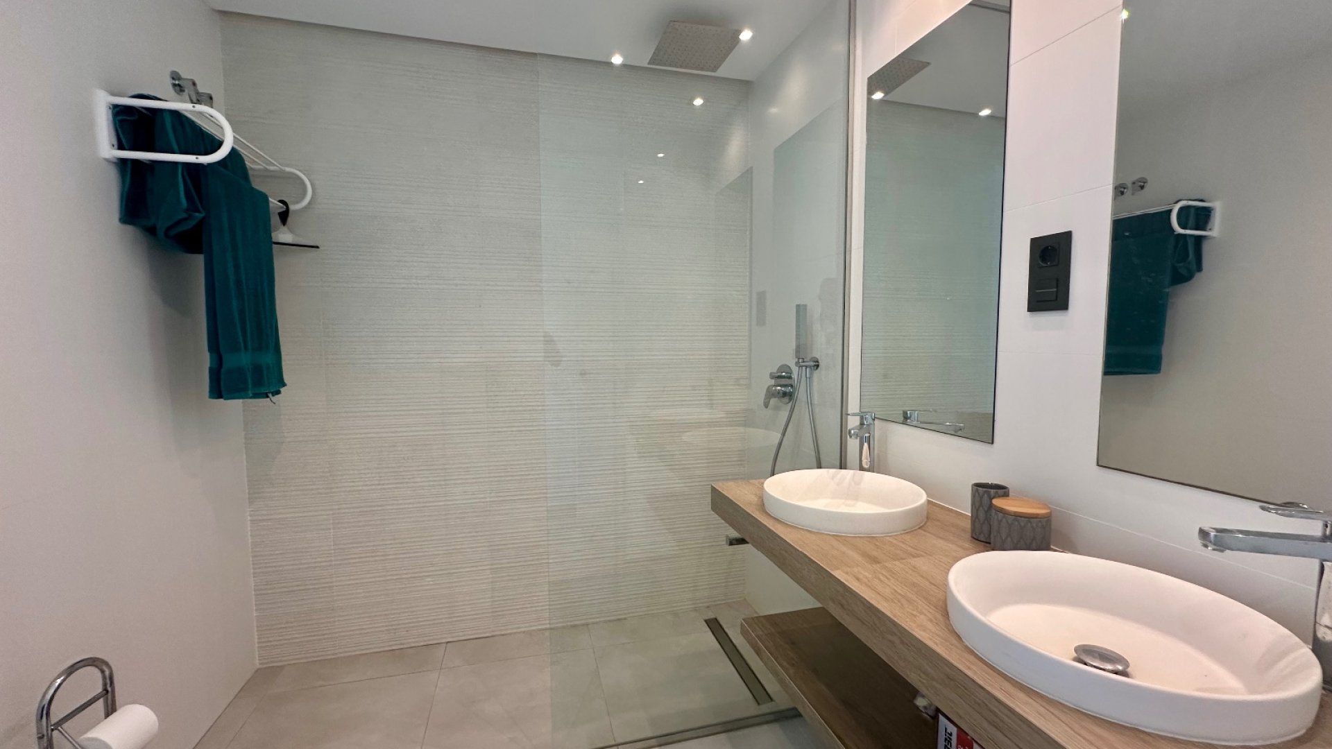 Resale - Apartments -
Guardamar del Segura - El Raso
