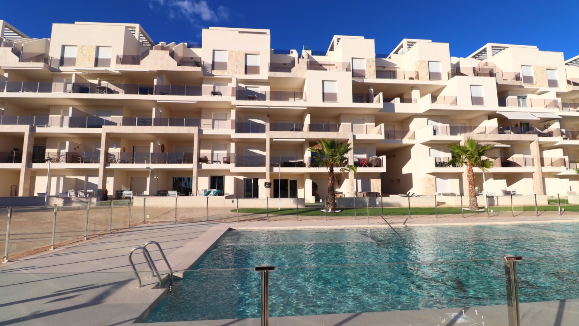 Resale - Apartments -
Guardamar del Segura - El Raso