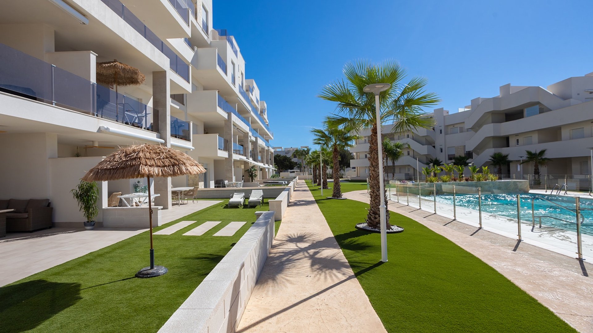 Resale - Apartments -
Guardamar del Segura - El Raso