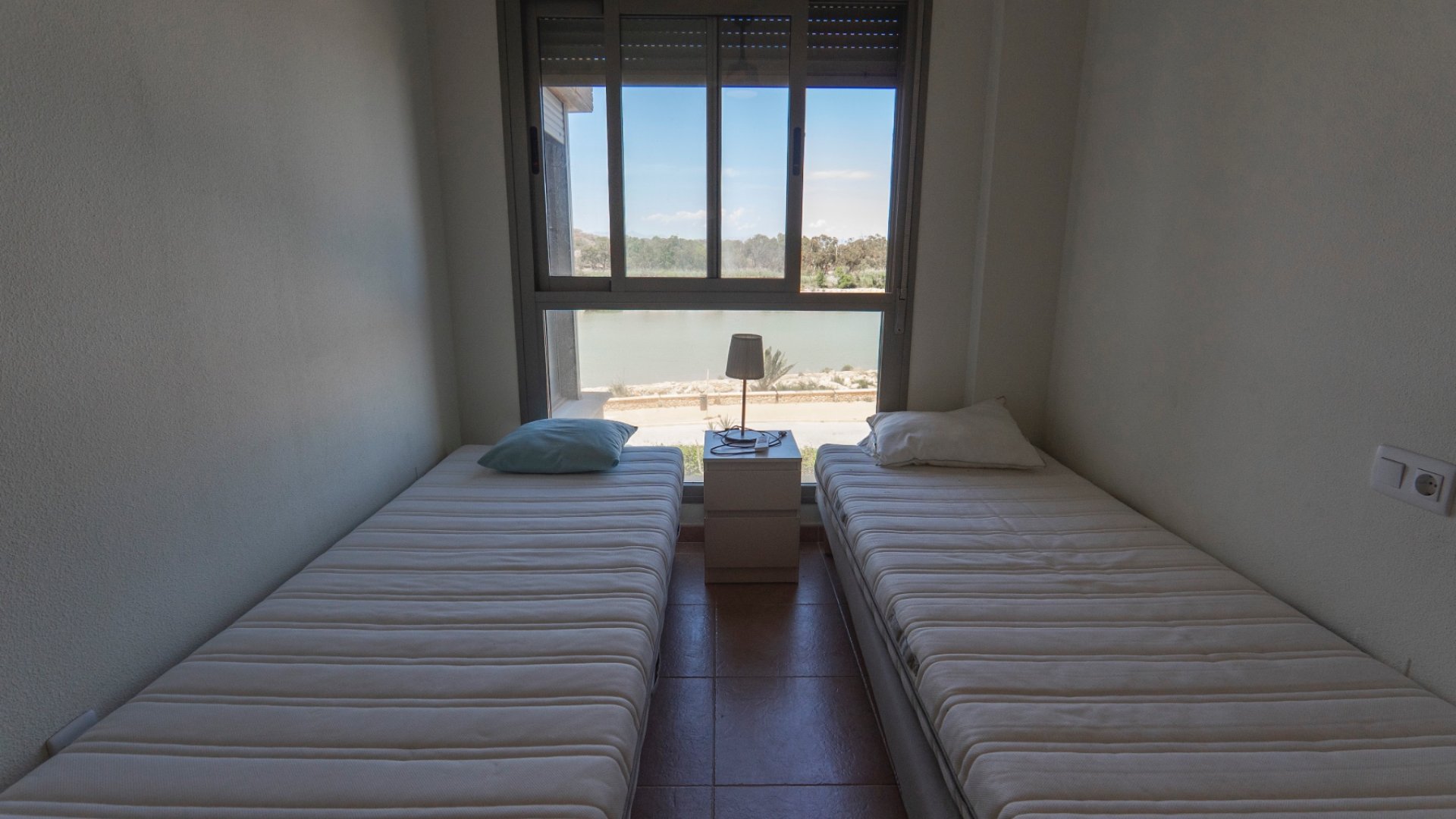 Resale - Apartments -
Guardamar del Segura - Puerto Deportivo