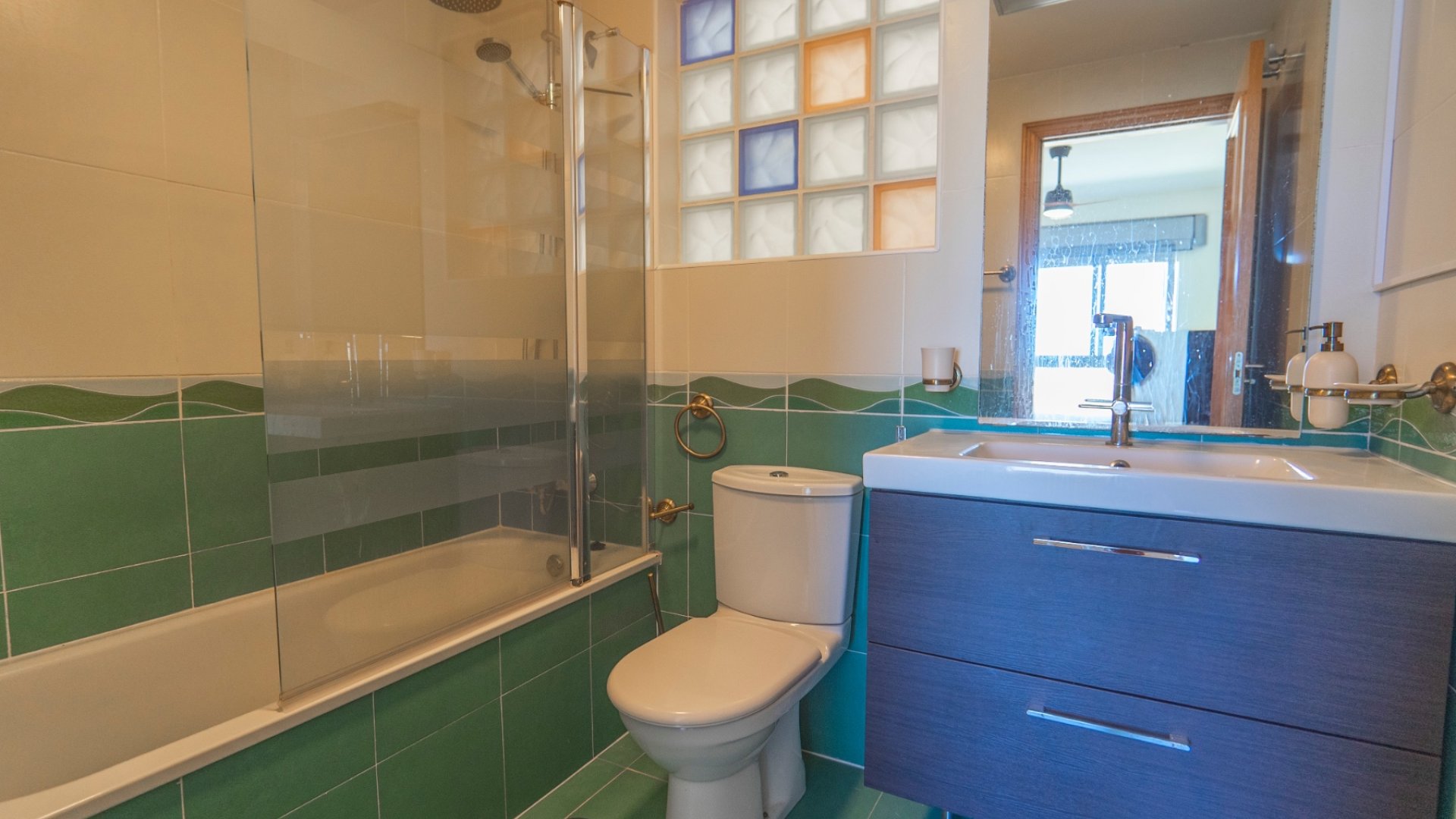 Resale - Apartments -
Guardamar del Segura - Puerto Deportivo