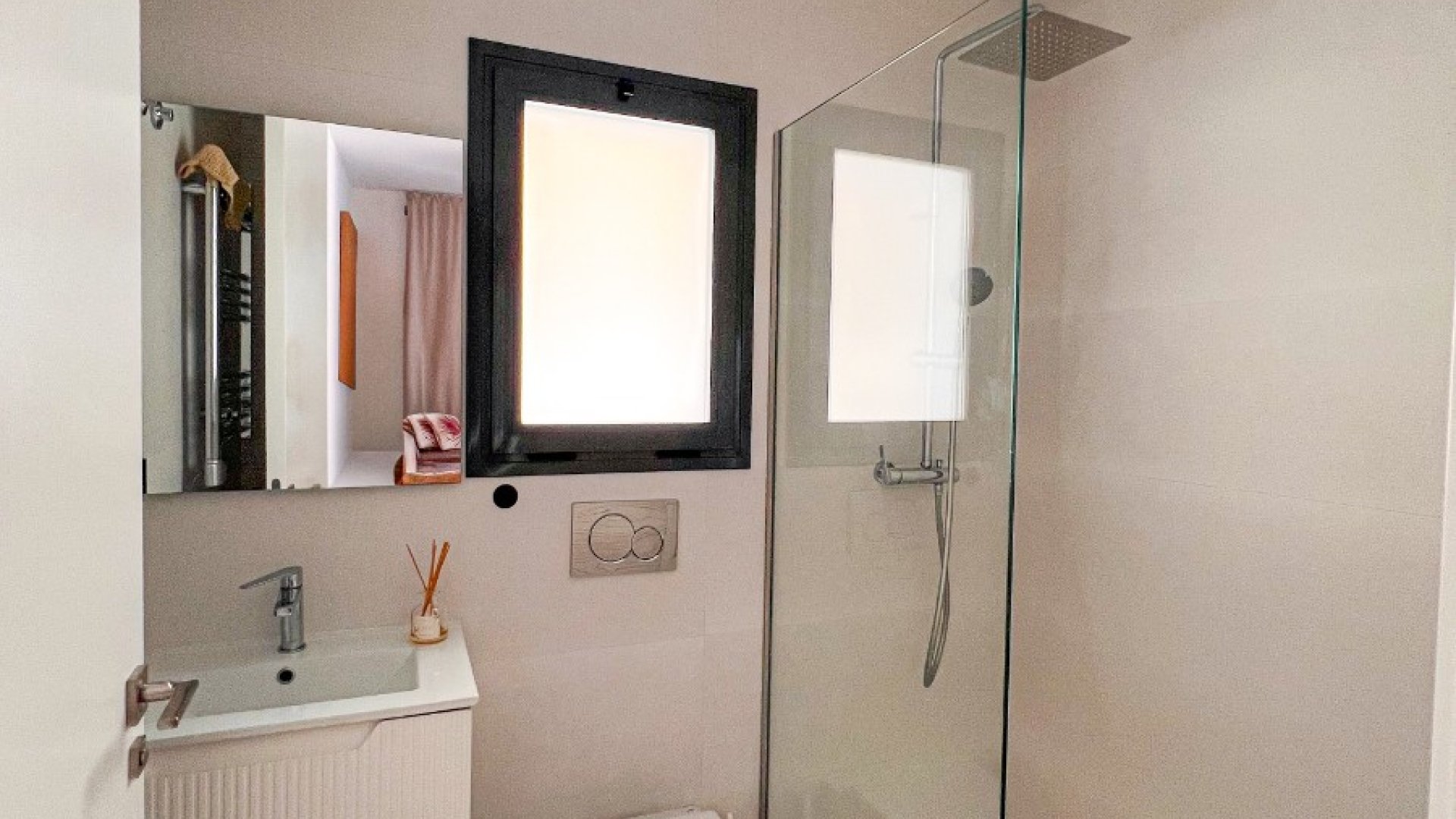 Resale - Apartments -
Guardamar del Segura - Urbanizaciones