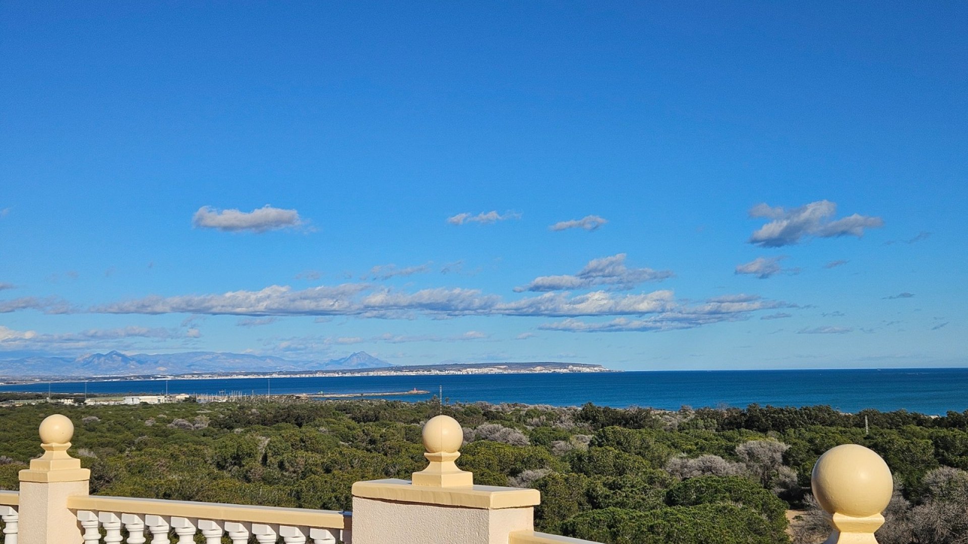 Resale - Apartments -
Guardamar del Segura