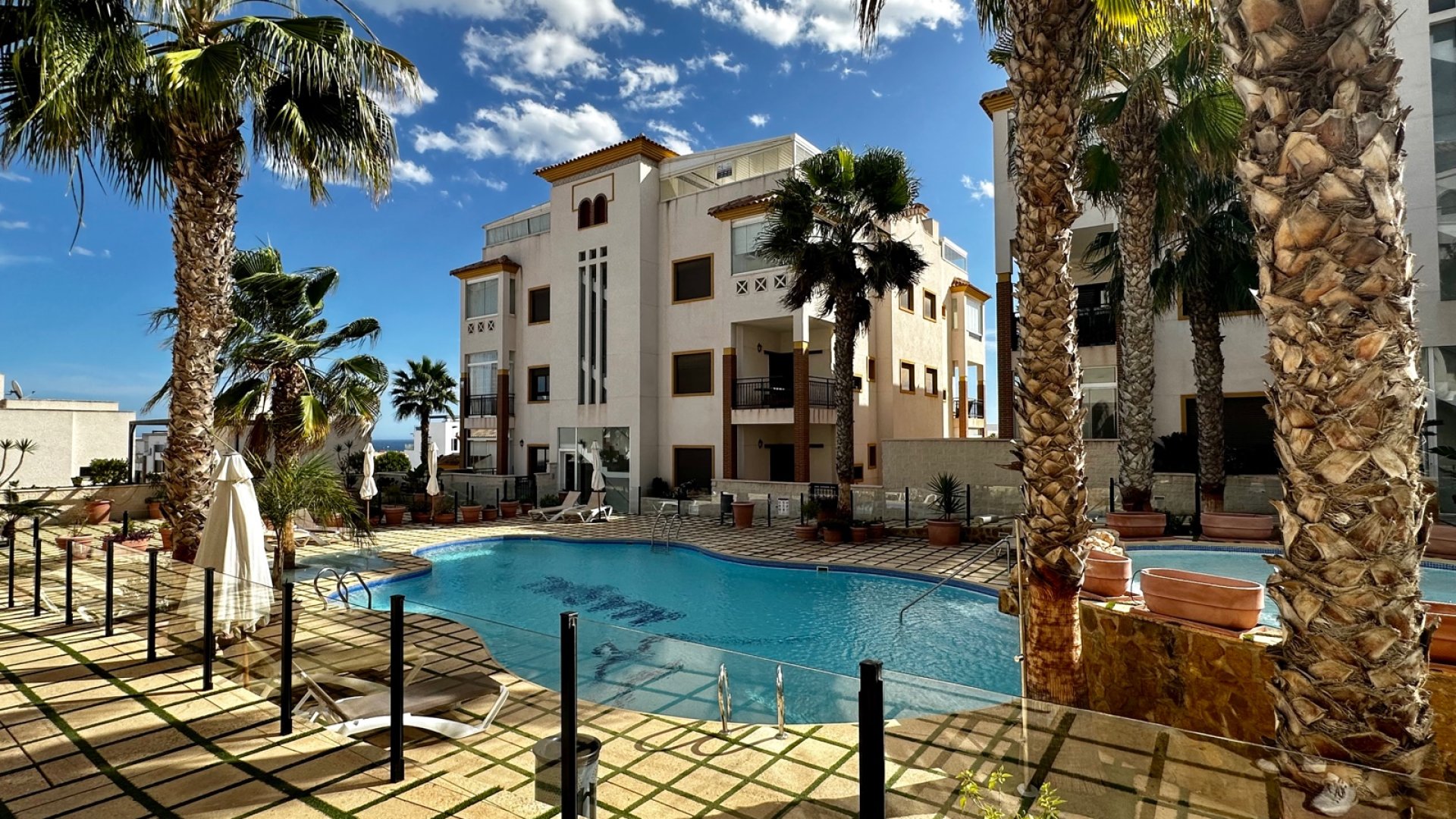 Resale - Apartments -
Guardamar del Segura