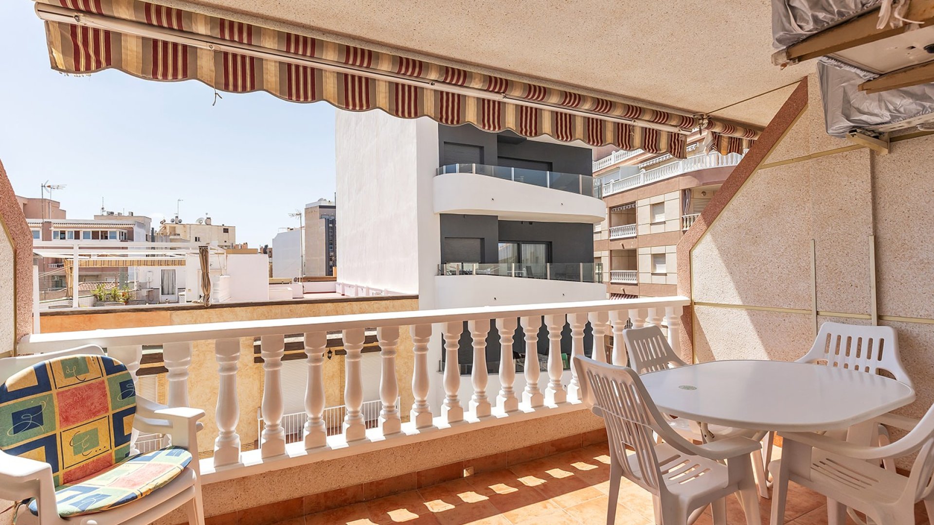 Resale - Apartments -
La Mata - Playa