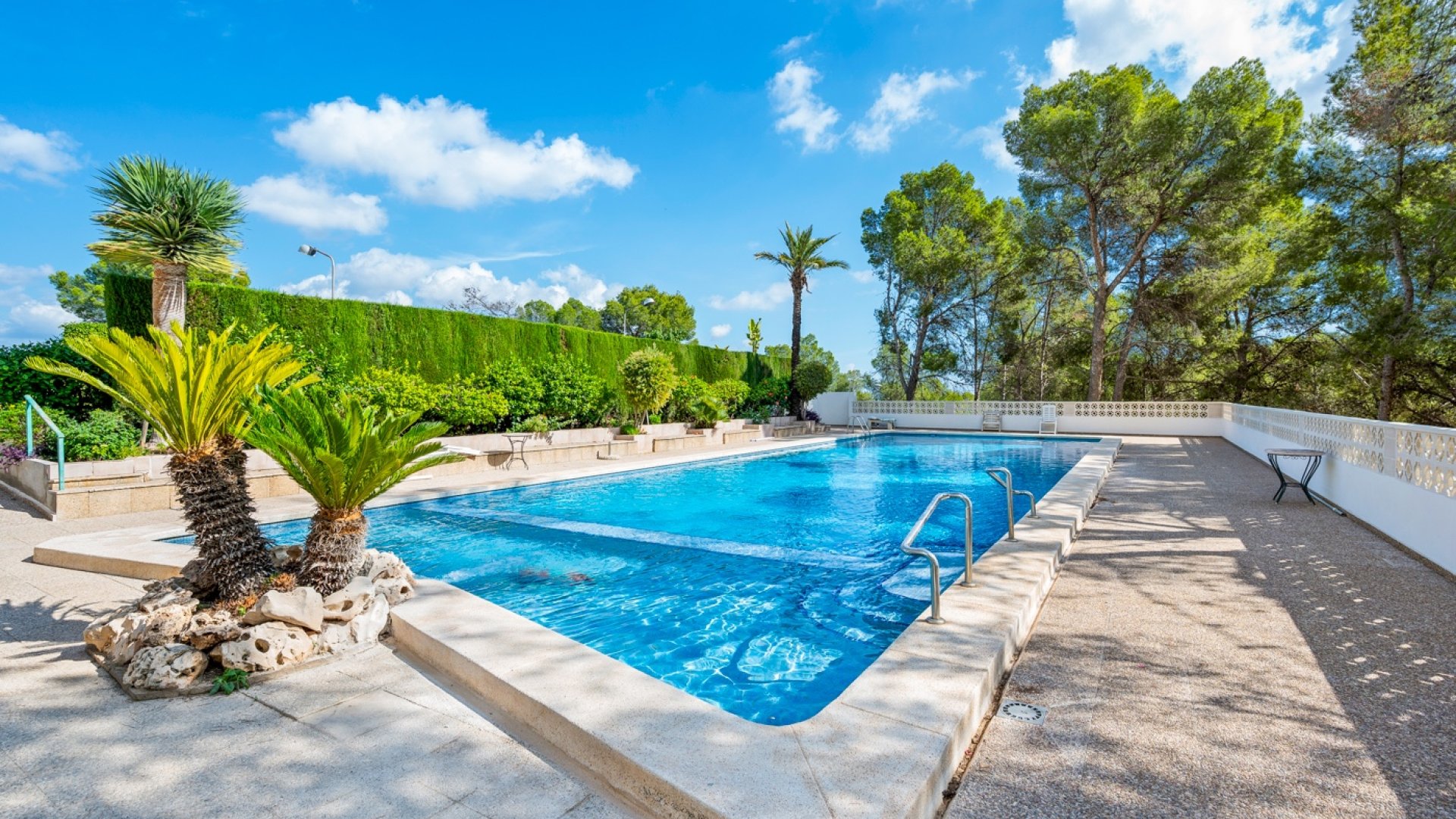 Resale - Apartments -
La Nucía