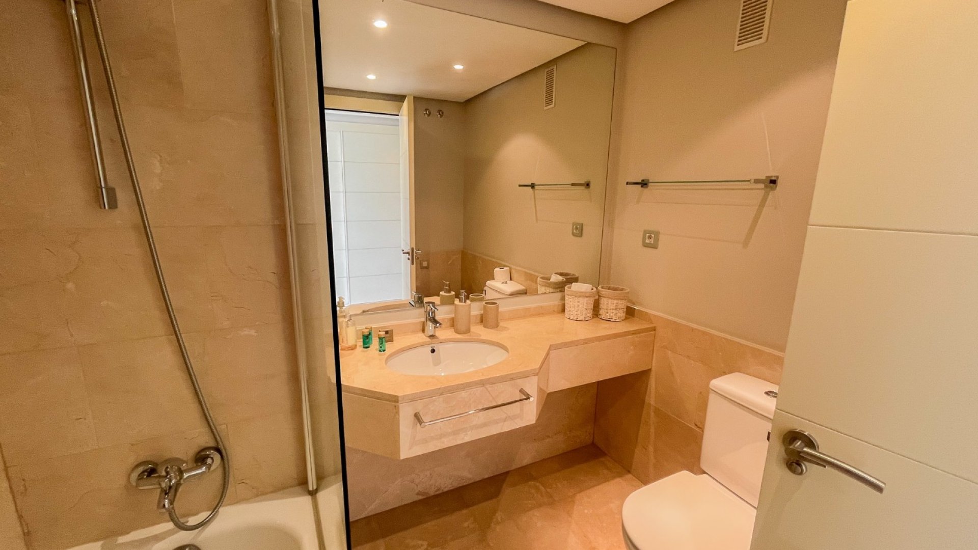 Resale - Apartments -
Las Colinas Golf Resort - Las Colinas golf