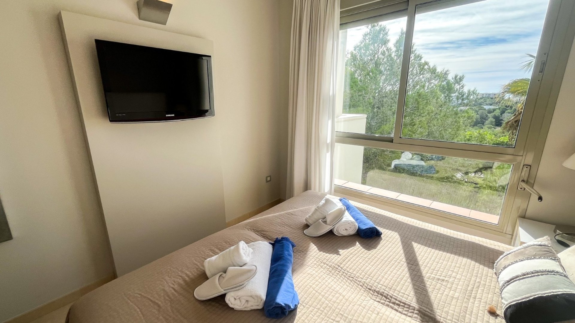 Resale - Apartments -
Las Colinas Golf Resort - Las Colinas golf