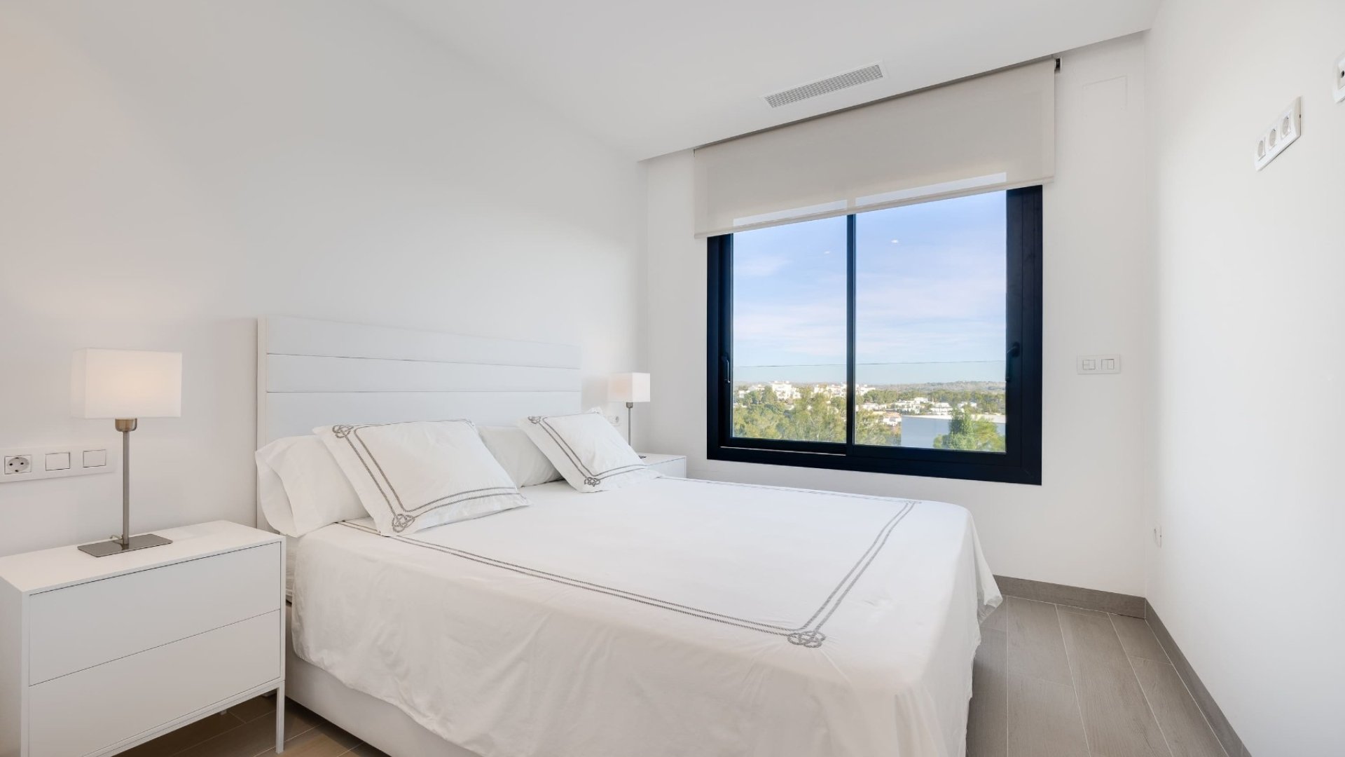 Resale - Apartments -
Las Colinas Golf Resort - Las Colinas golf