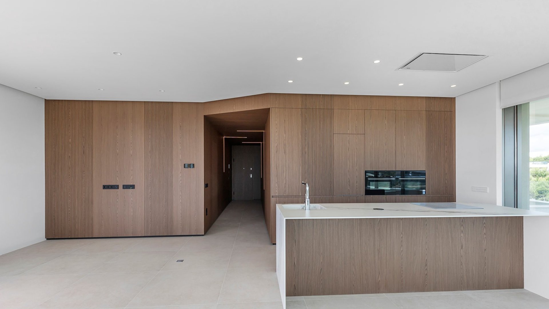 Resale - Apartments -
Las Colinas Golf Resort - Las Colinas golf