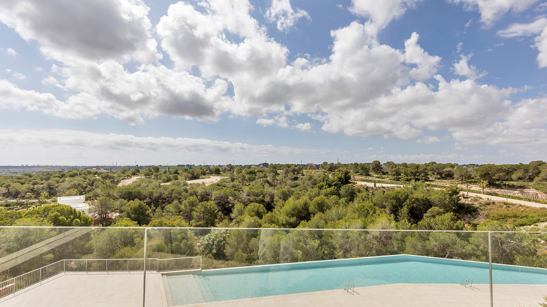 Resale - Apartments -
Las Colinas Golf Resort - Las Colinas golf