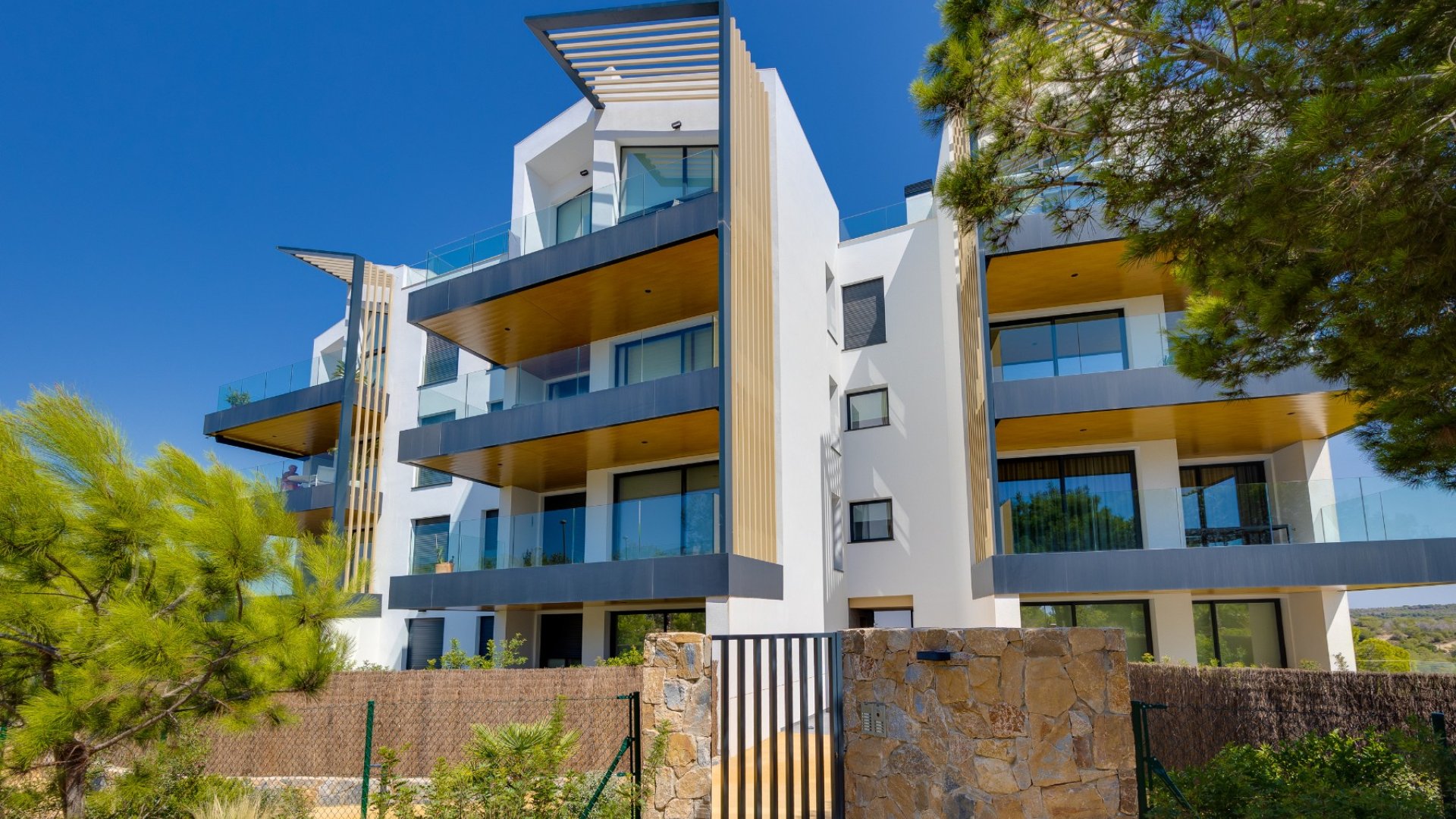 Resale - Apartments -
Las Colinas Golf Resort - Las Colinas golf