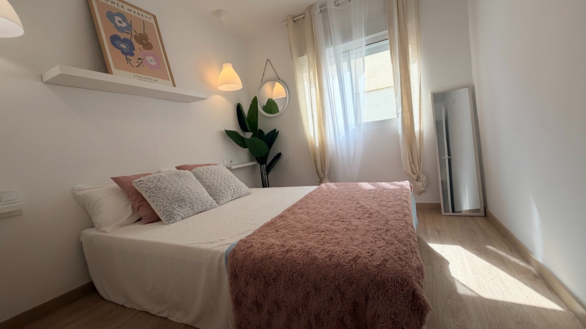 Resale - Apartments -
Lo Pagan - Lo Pagan - Town