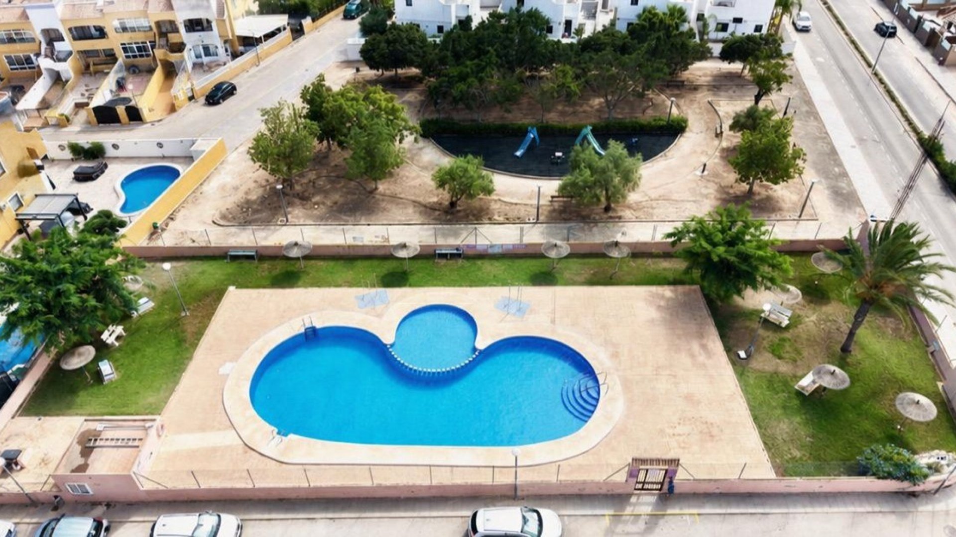 Resale - Apartments -
Los Montesinos - La Herrada