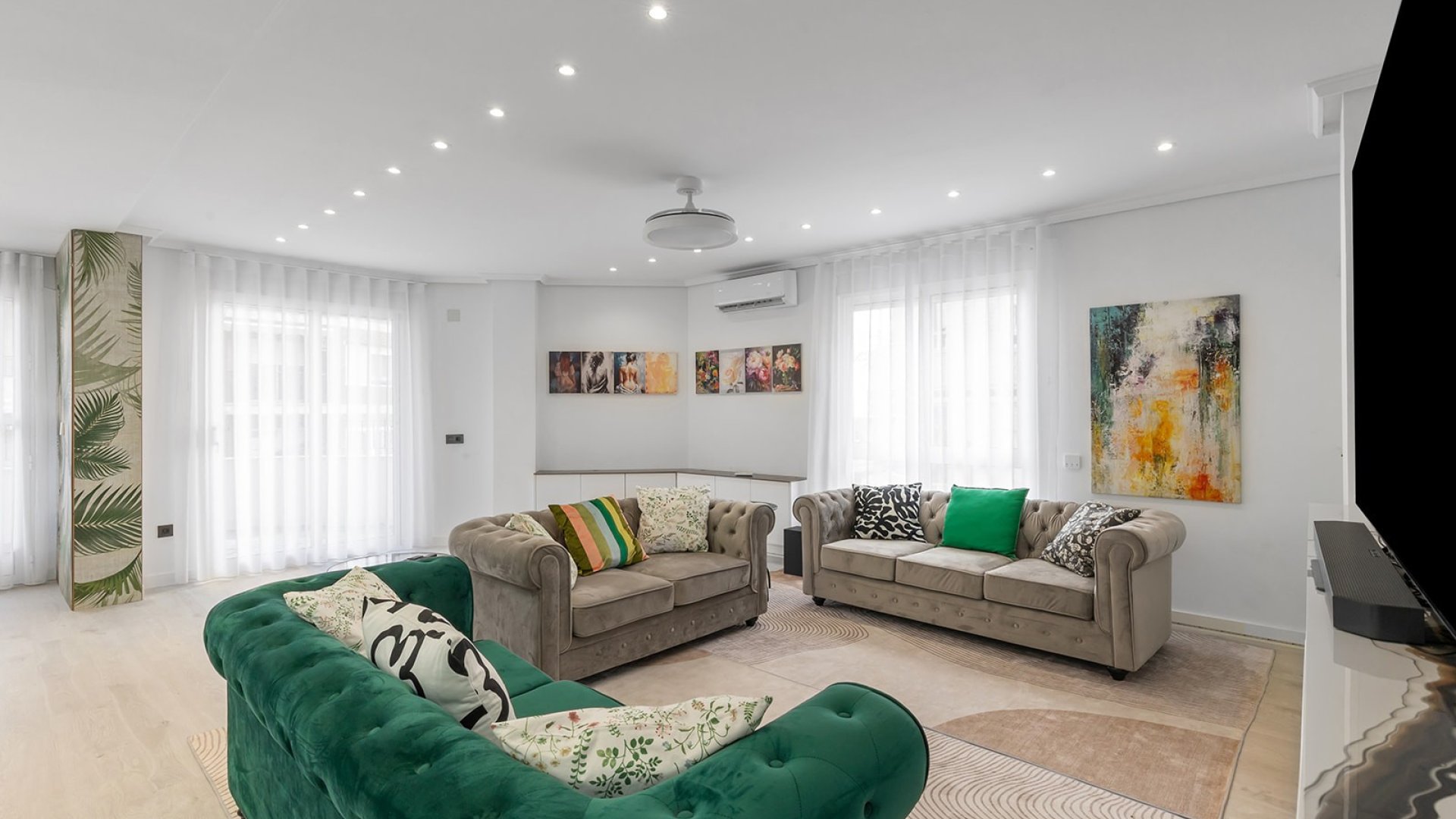 Resale - Apartments -
Los Montesinos