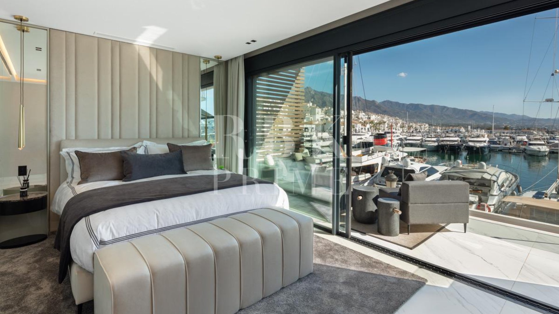 Resale - Apartments -
Malaga - Nueva Andalucía