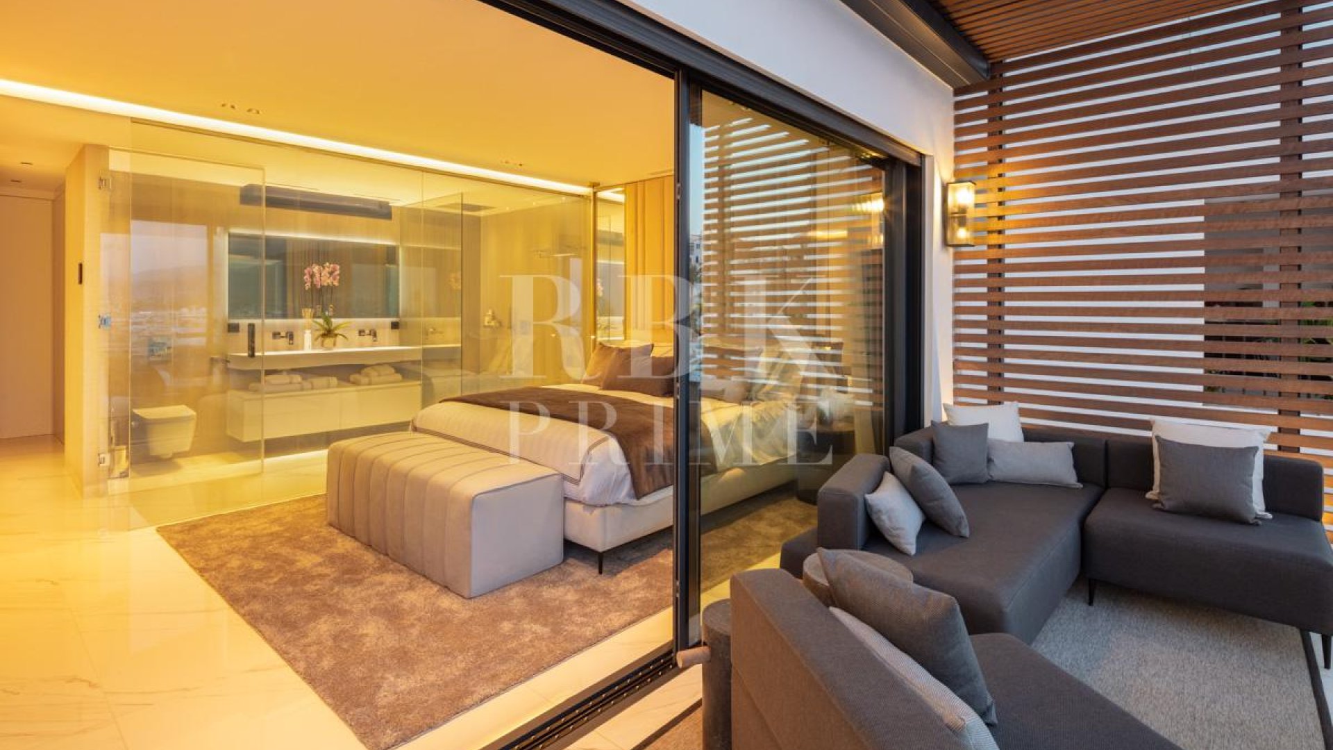 Resale - Apartments -
Malaga - Nueva Andalucía