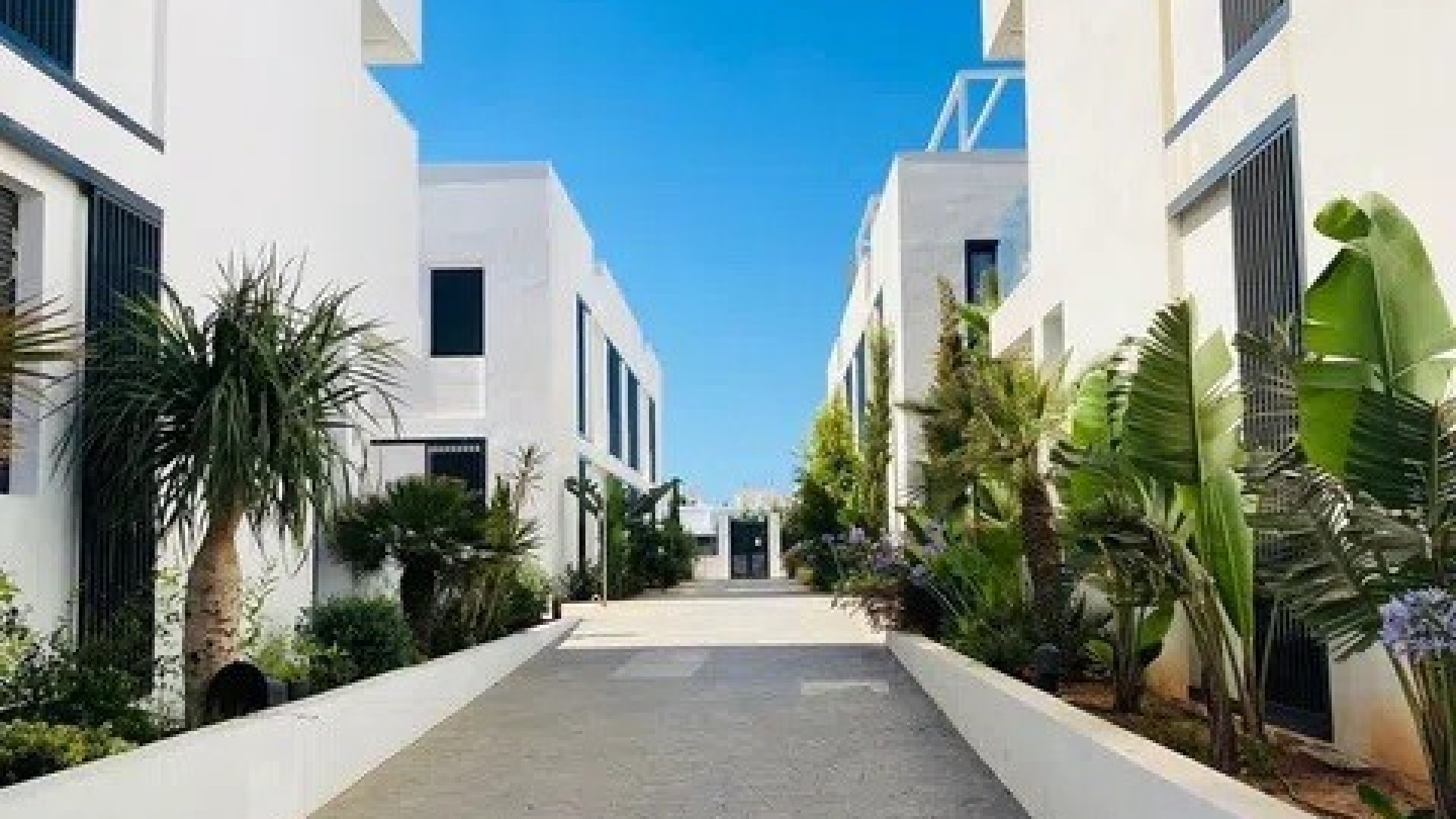 Resale - Apartments -
Mar de Cristal