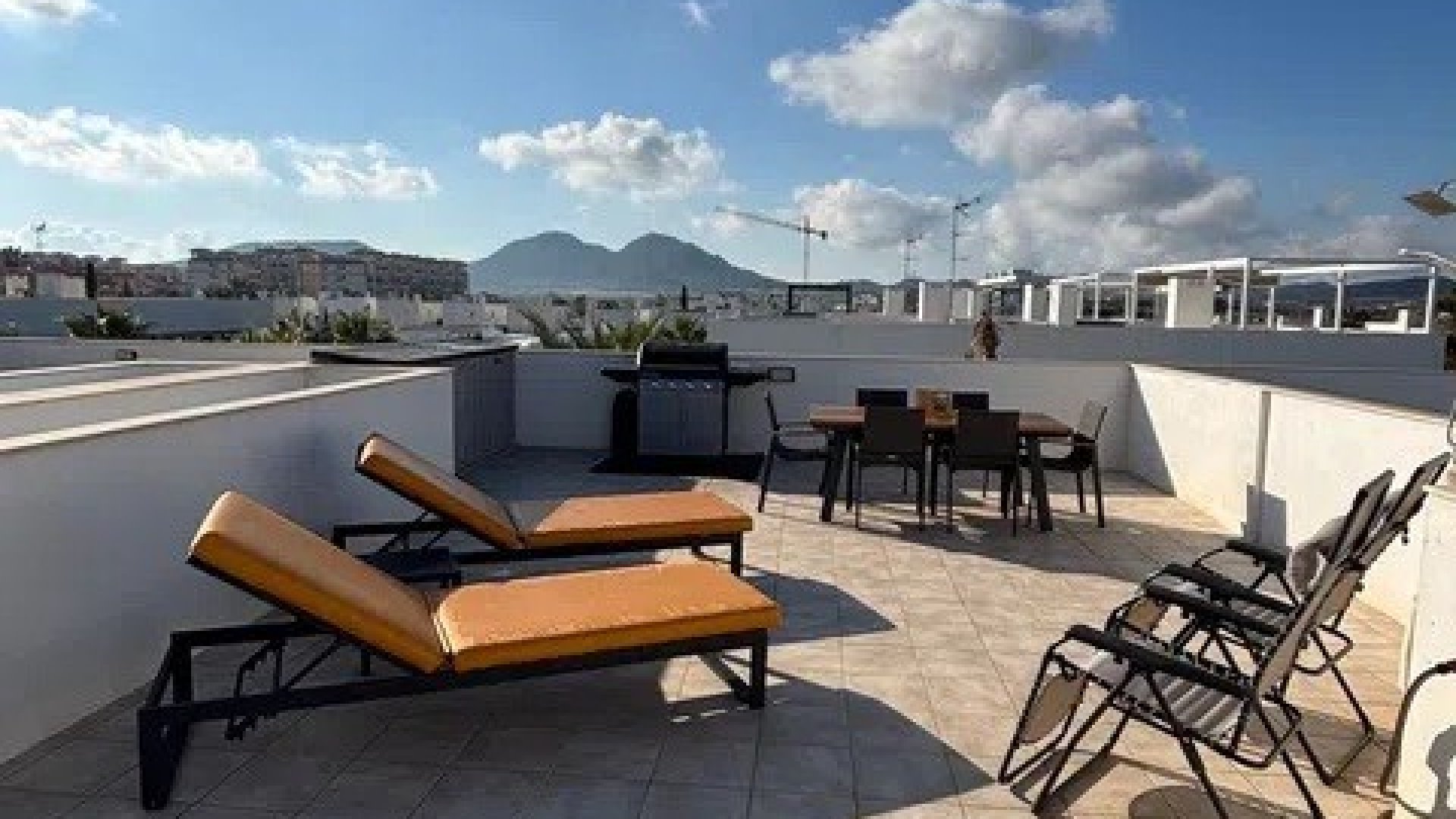 Resale - Apartments -
Mar de Cristal