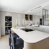 Resale - Apartments -
Marbella