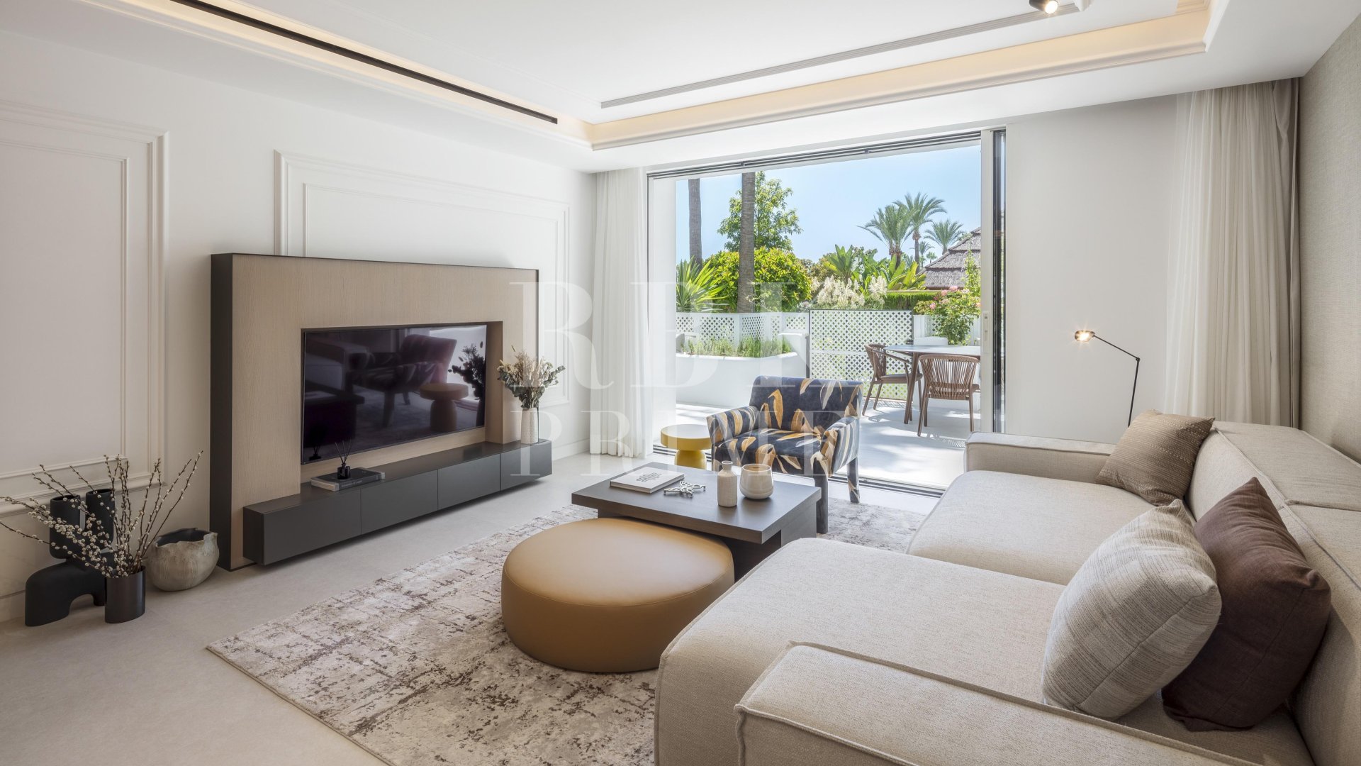 Resale - Apartments -
Marbella