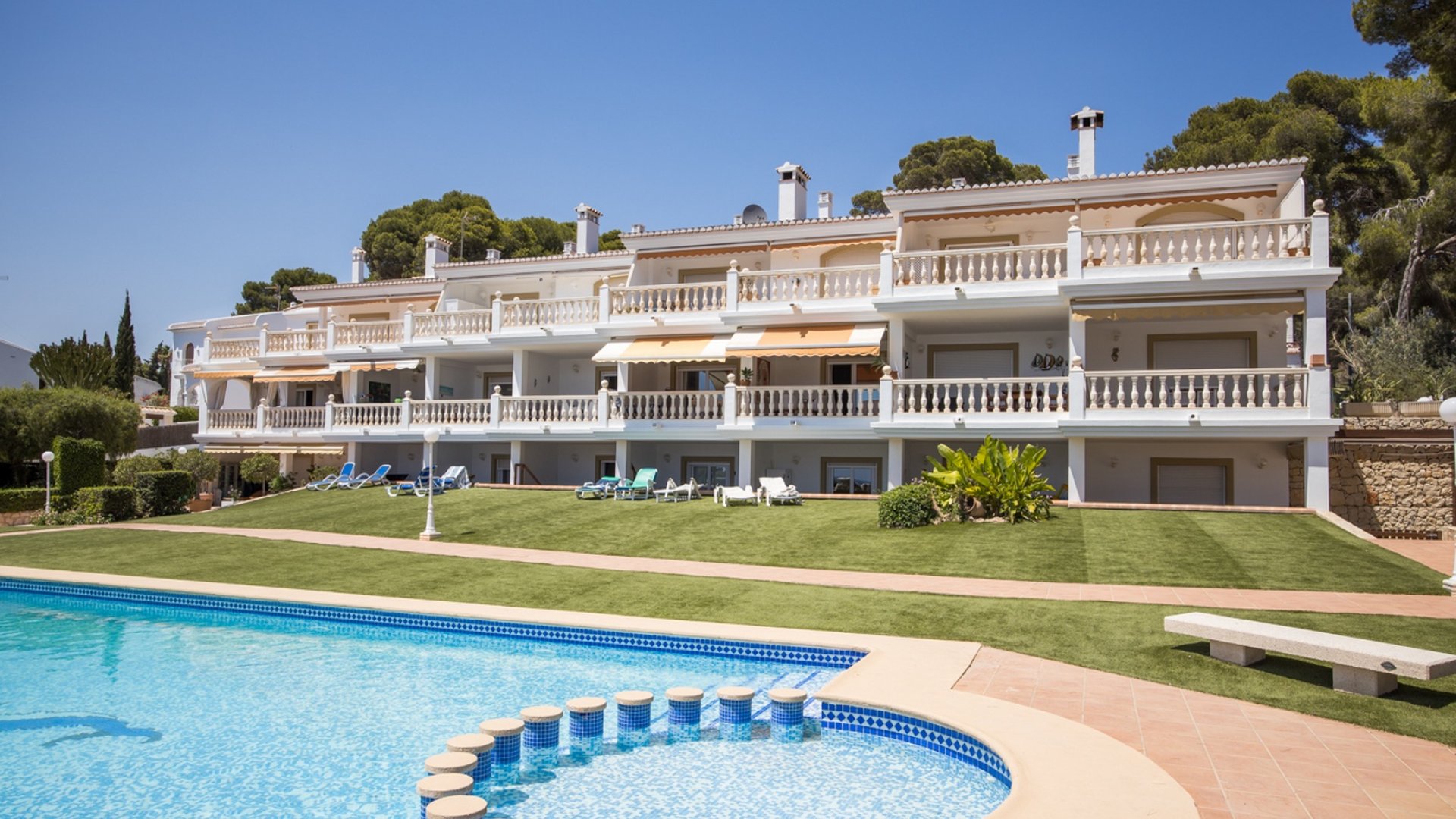 Resale - Apartments -
Moraira - La Cometa