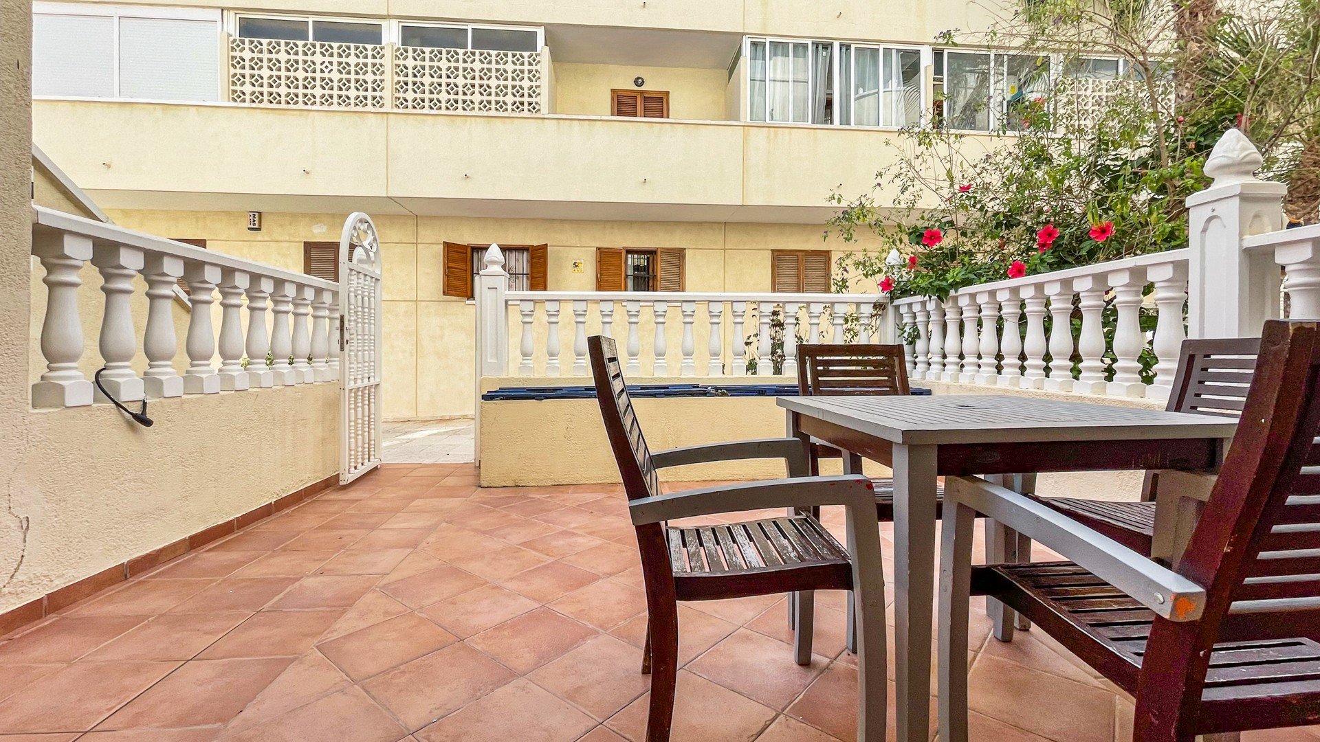 Resale - Apartments -
Orihuela Costa - Cabo Roig