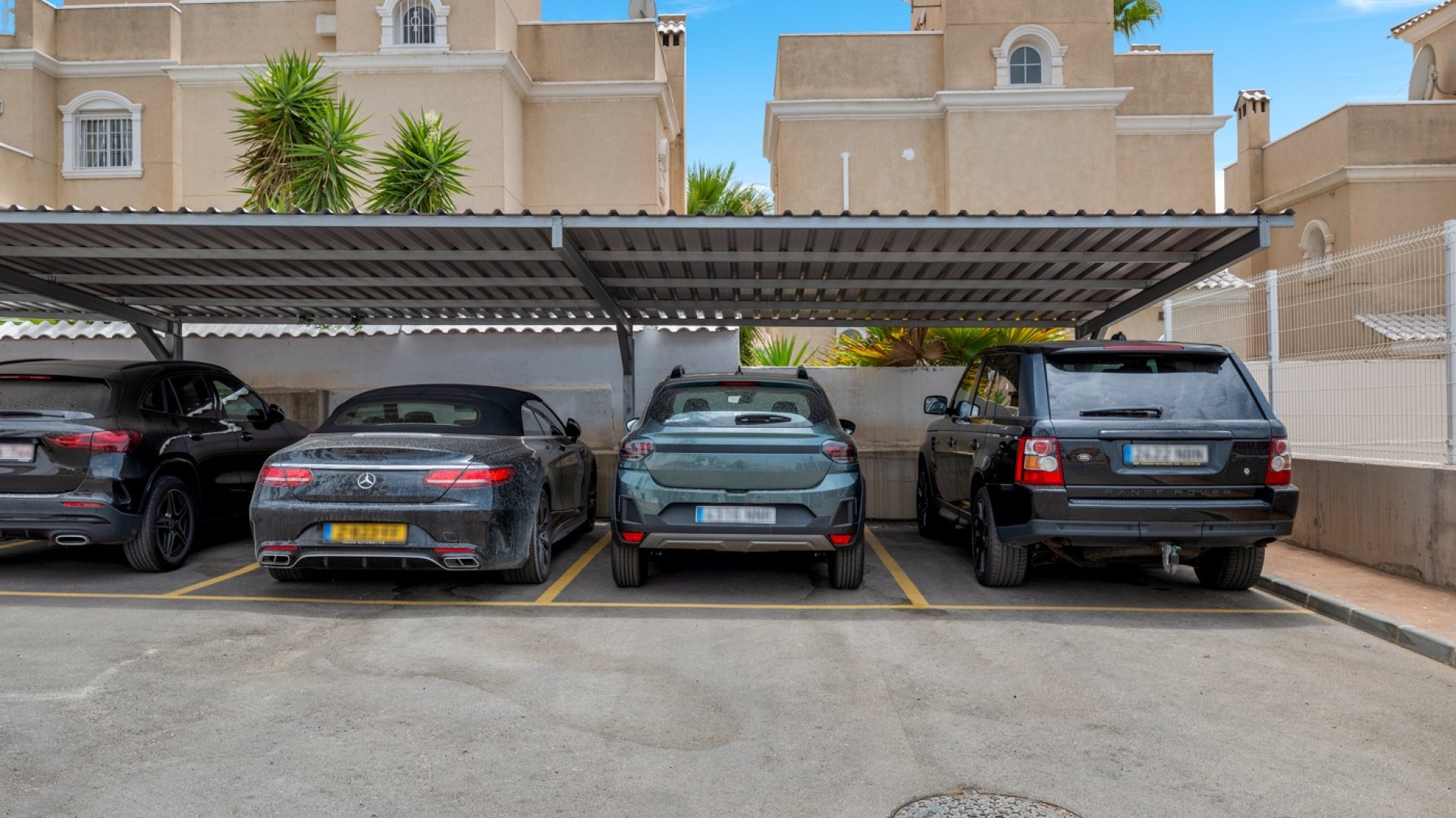 Resale - Apartments -
Orihuela Costa - Costa Blanca South