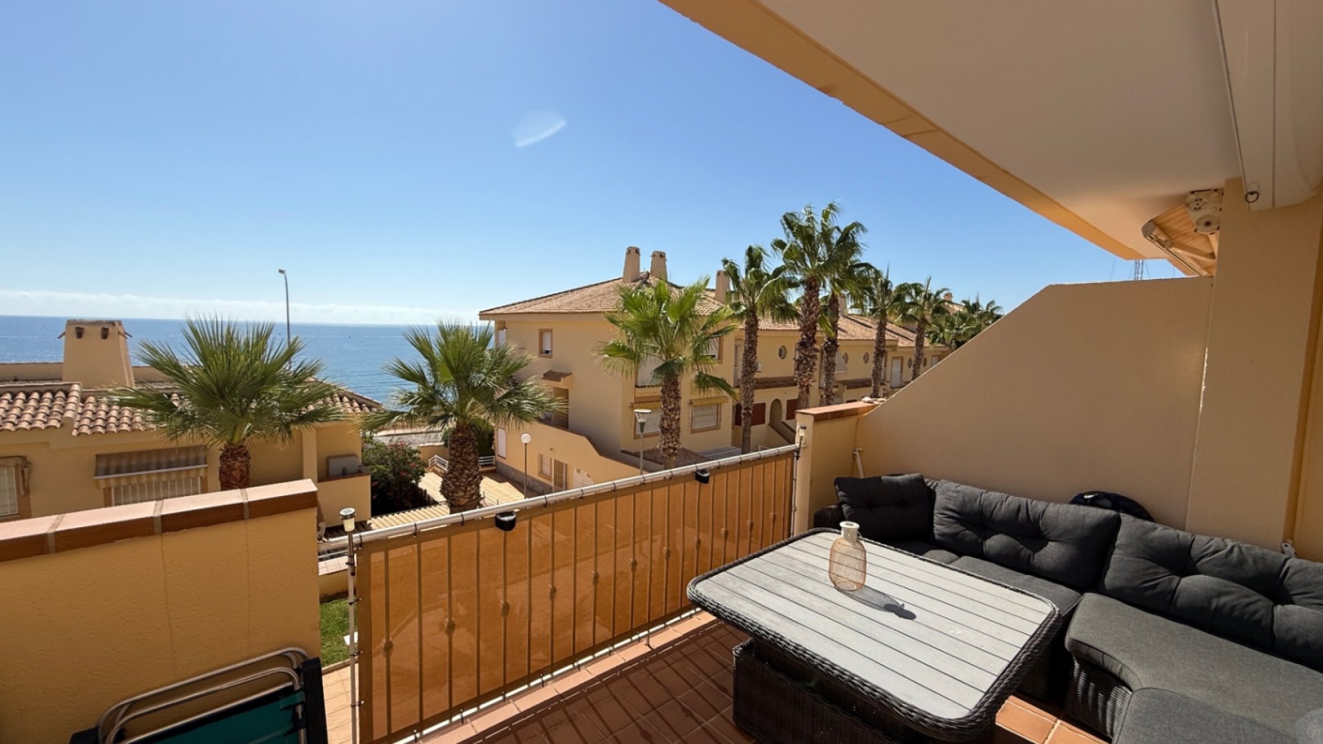 Resale - Apartments -
Orihuela Costa - Costa Blanca