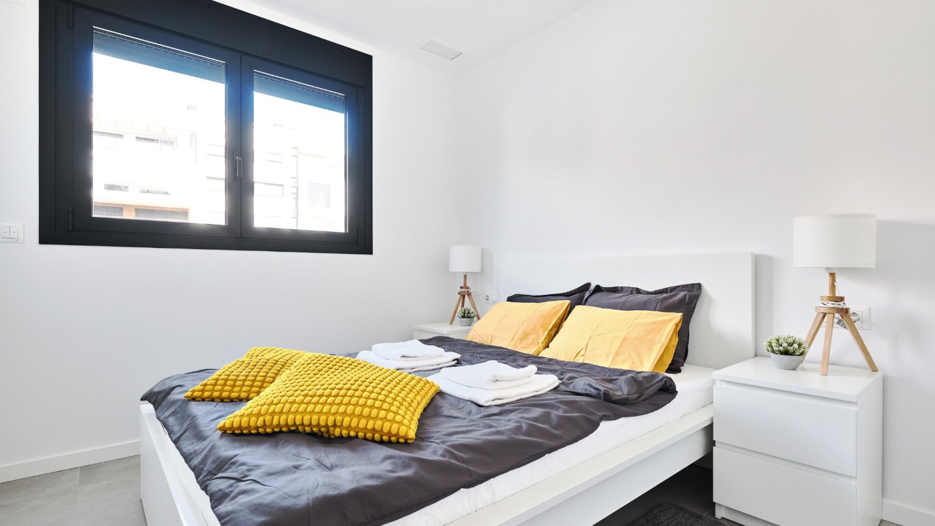 Resale - Apartments -
Orihuela Costa - Dehesa de campoamor