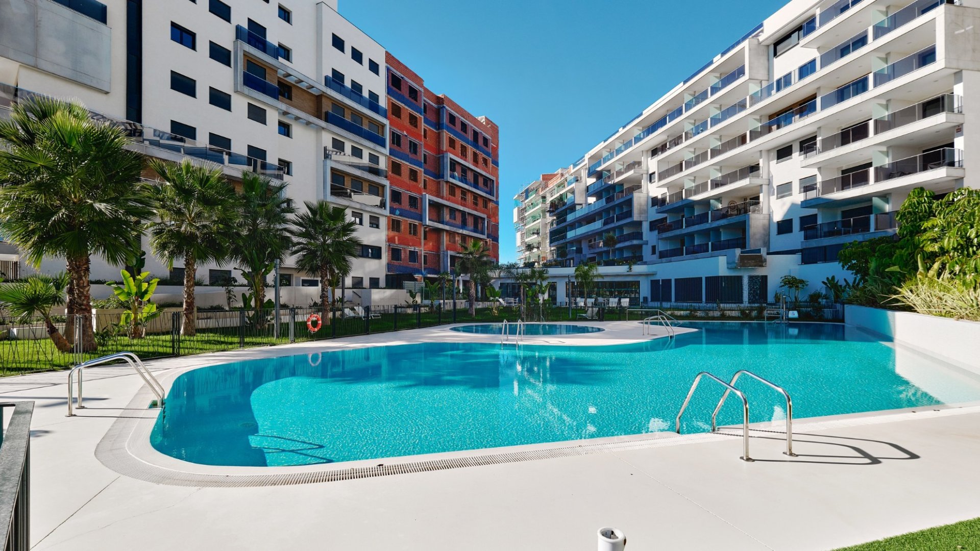 Resale - Apartments -
Orihuela Costa - Dehesa de campoamor