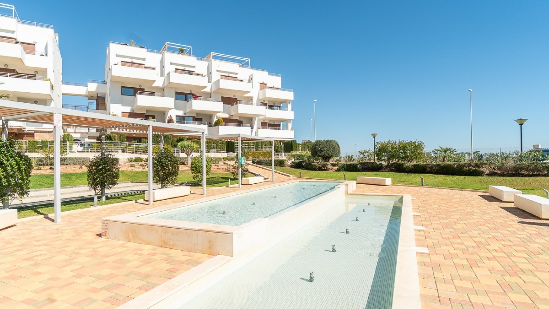 Resale - Apartments -
Orihuela Costa - Dehesa de campoamor