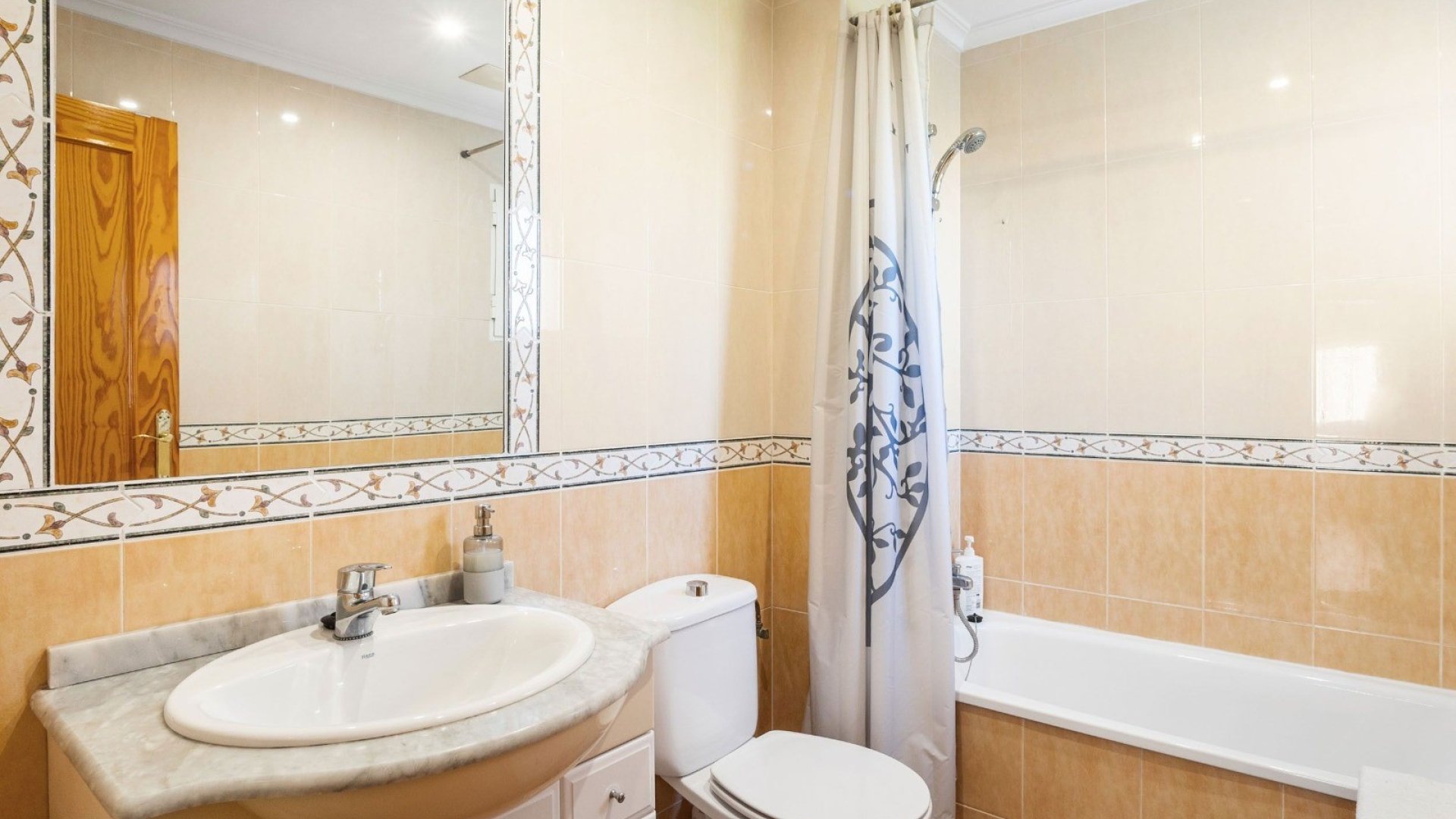 Resale - Apartments -
Orihuela Costa - Dehesa de campoamor