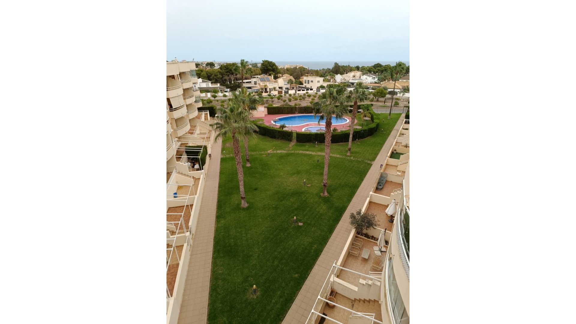 Resale - Apartments -
Orihuela Costa - Dehesa de campoamor